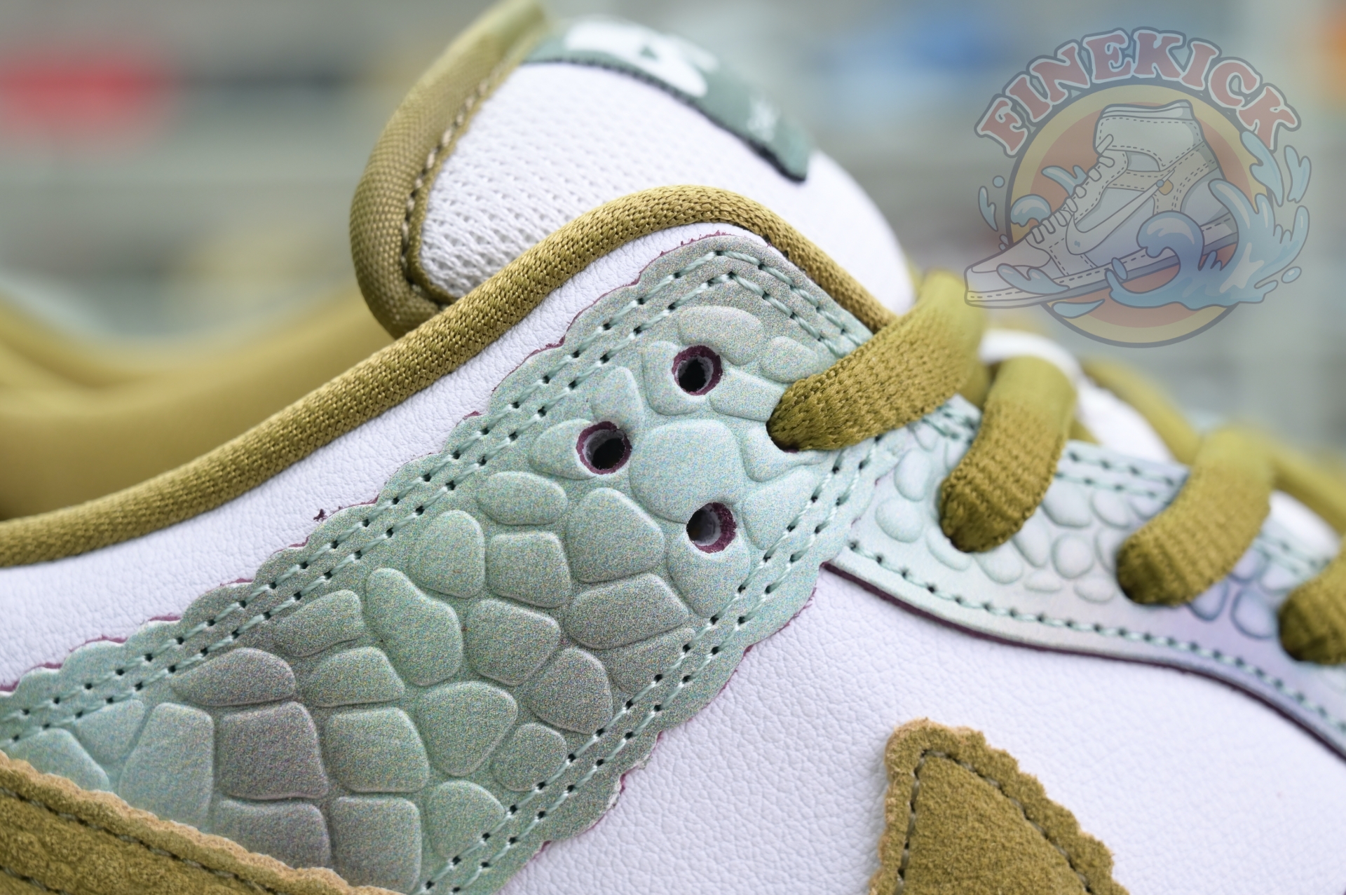 Alexis Sablone x Nike Dunk SB Low - finekick.vip