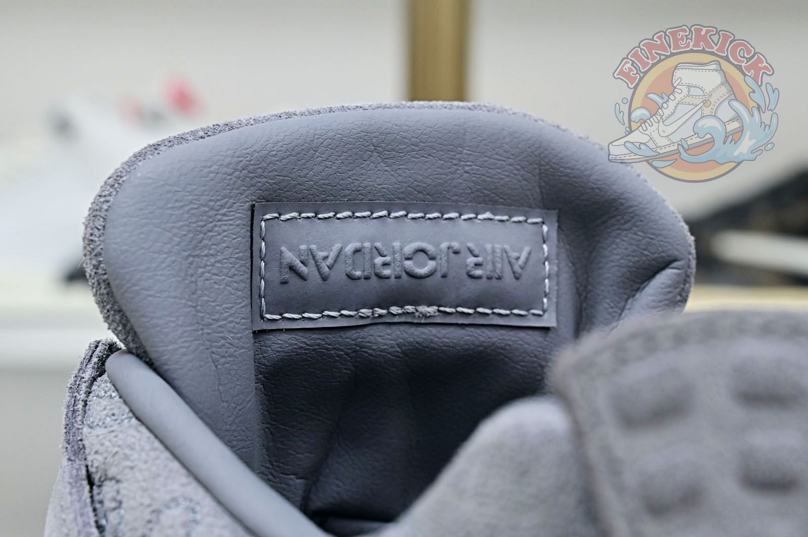 Air Jordan 4 retro kaws - finekick.vip