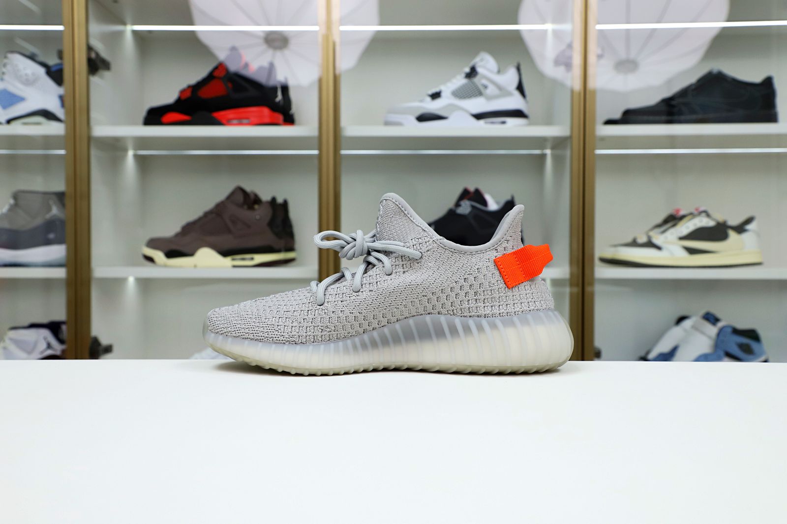 Yeezy Boost 350 V2 “Tail - finekick.vip