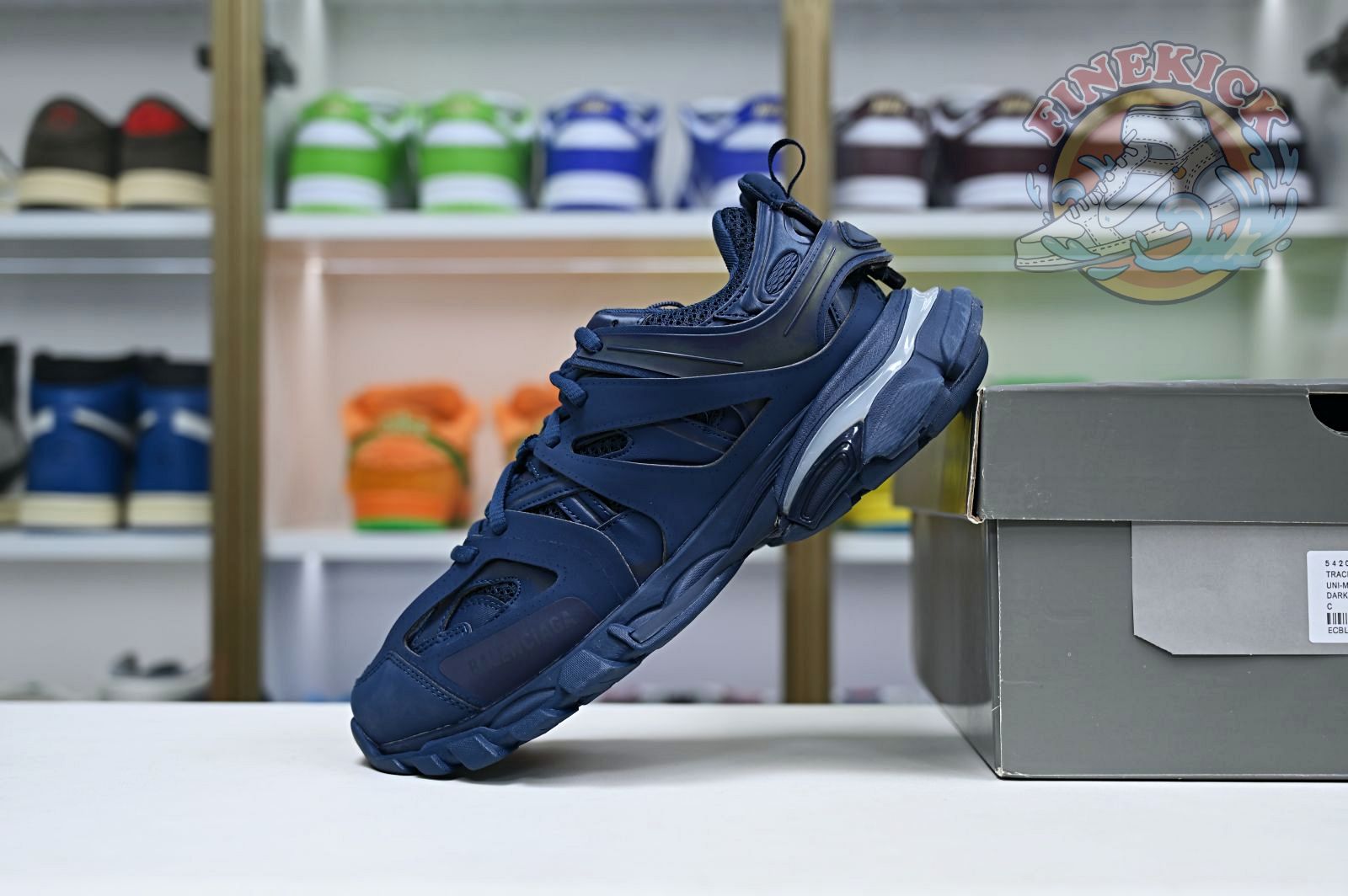 Balenciaga BLGA  Track(LED) - finekick.vip