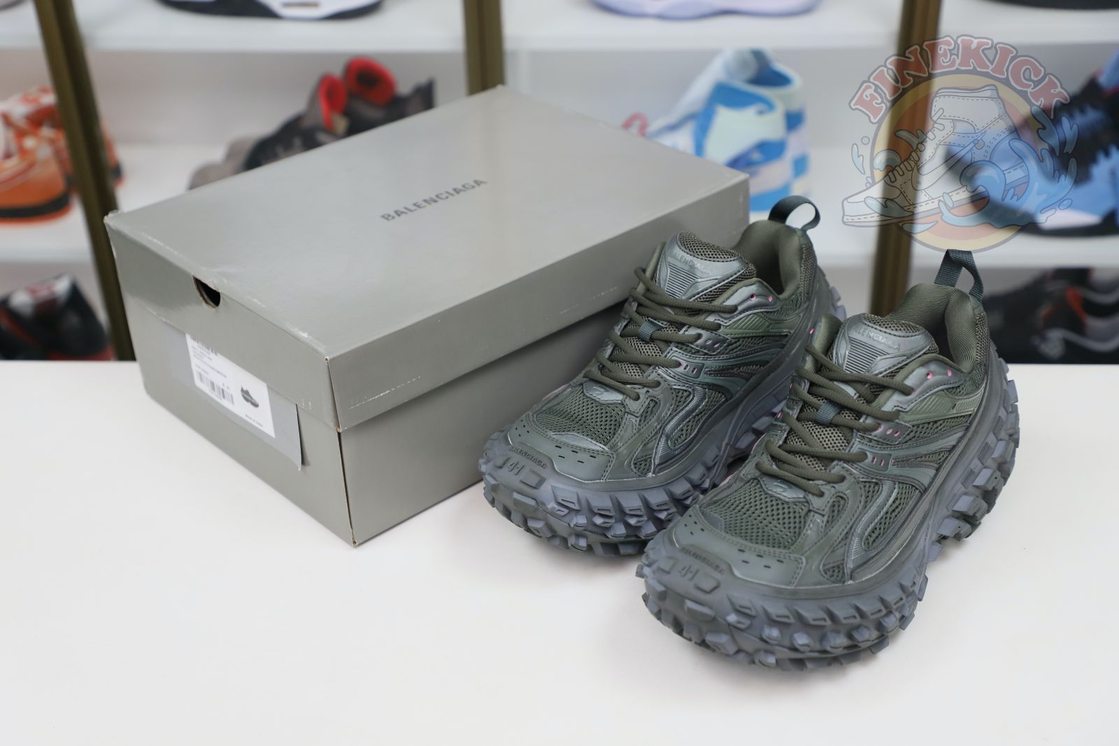Balenciaga BLGA  Defender - finekick.vip