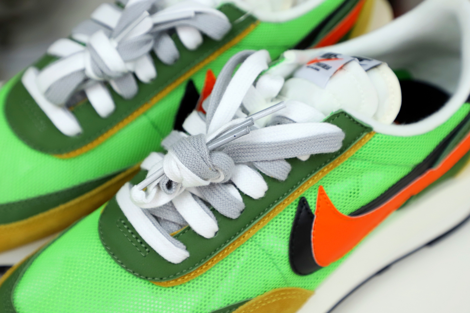 SACAI X LDWAFFLE 'GREEN GUSTO' - finekick.vip
