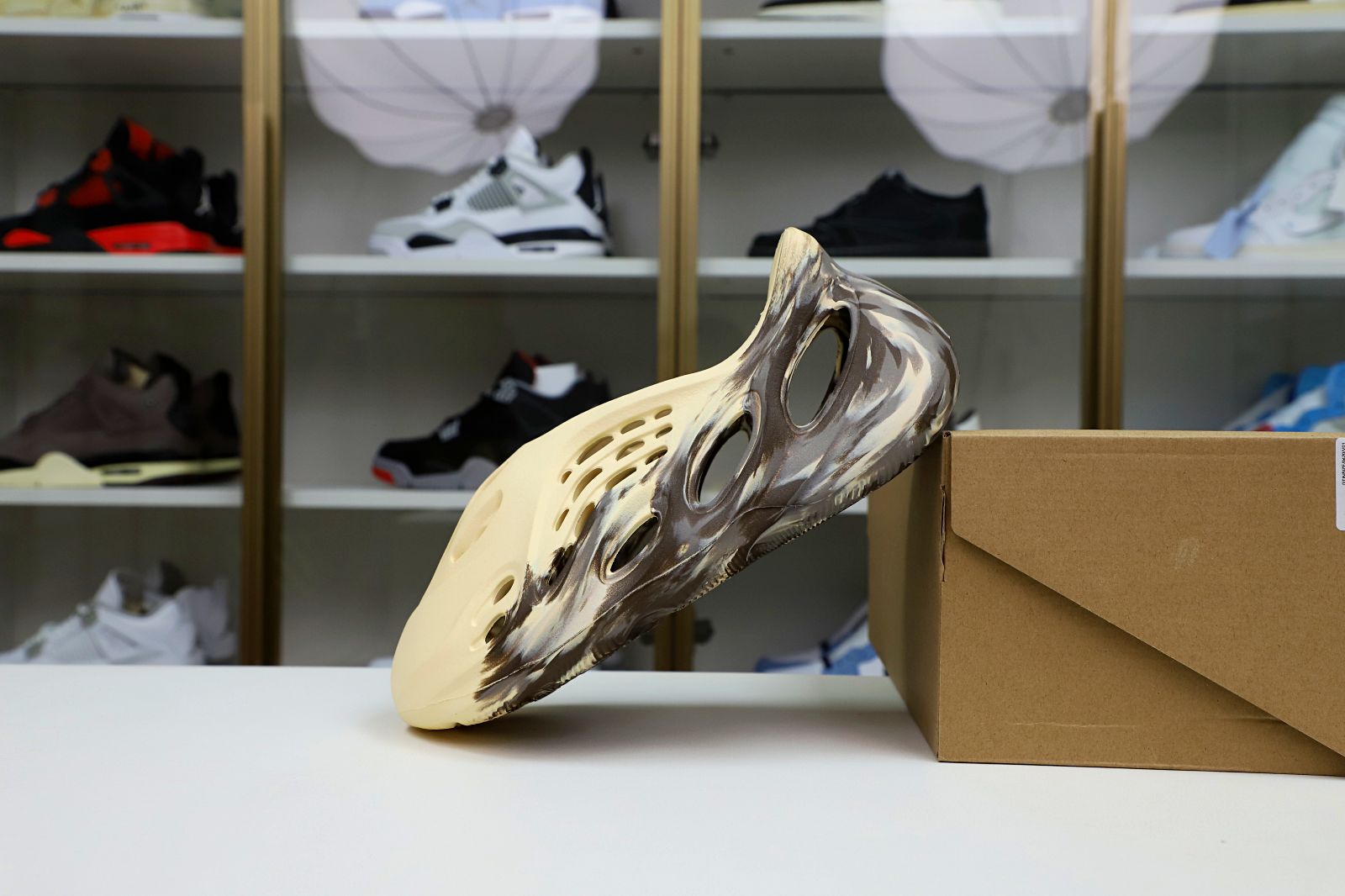 YEEZY FOAM RUNNER 'MX CREAM CLAY' - finekick.vip