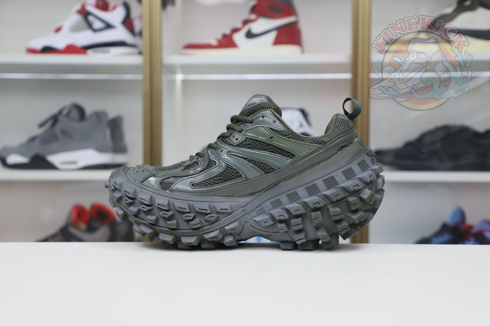 Balenciaga BLGA  Defender - finekick.vip