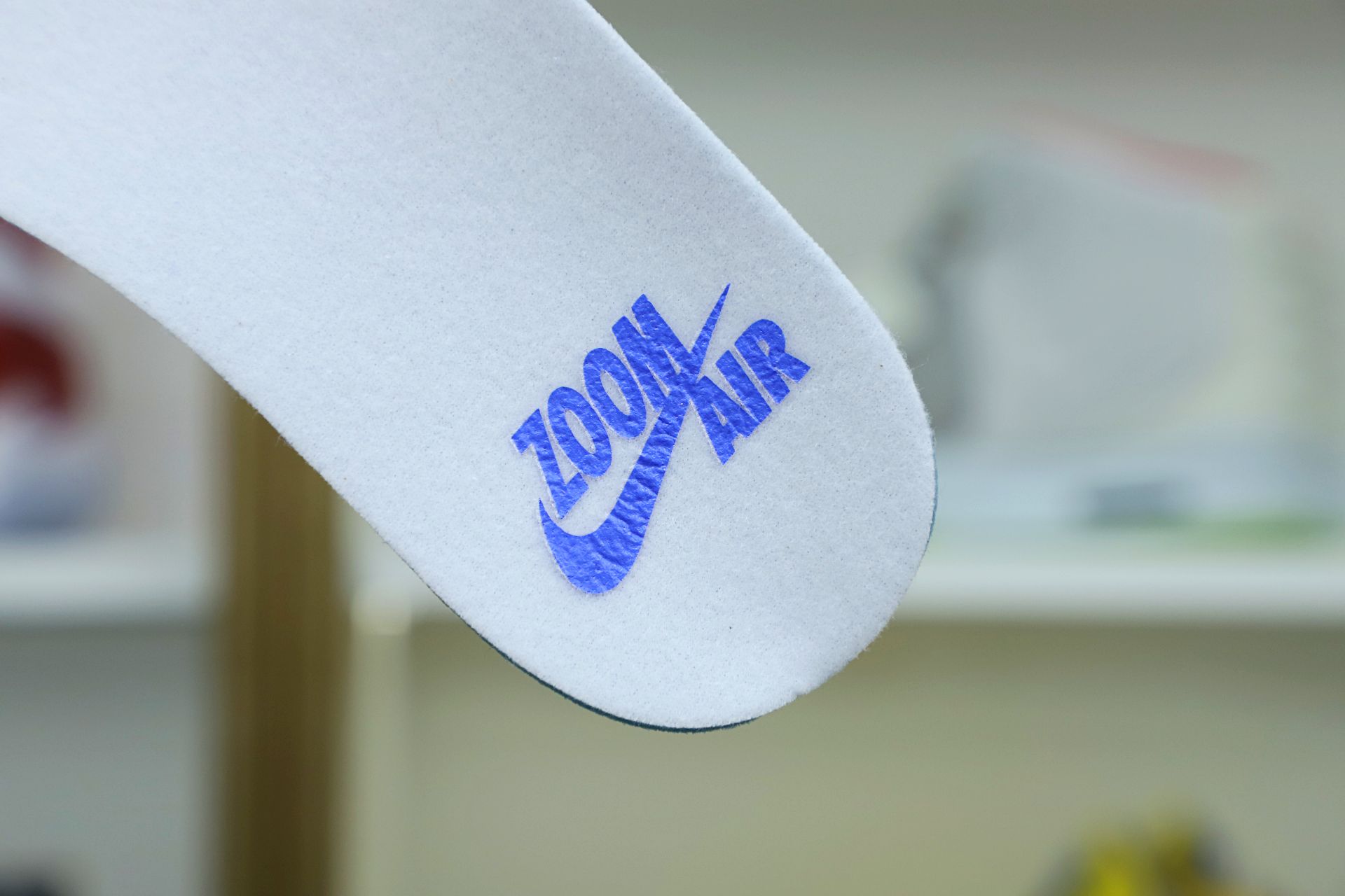 AIR JORDAN 1 HIGH ZOOM 'RACER BLUE' - finekick.vip