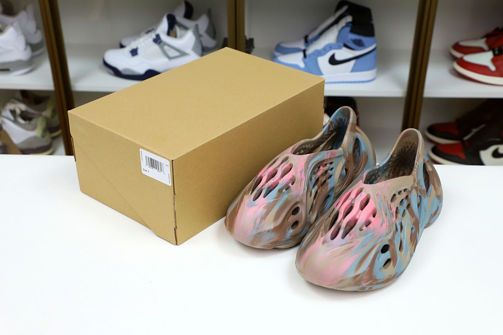 YEEZY FOAM RNNR MX SAND GREY - finekick.vip