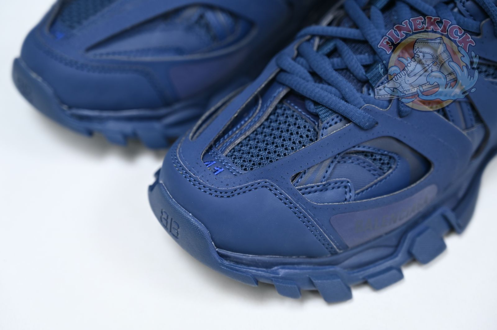 Balenciaga BLGA  Track(LED) - finekick.vip