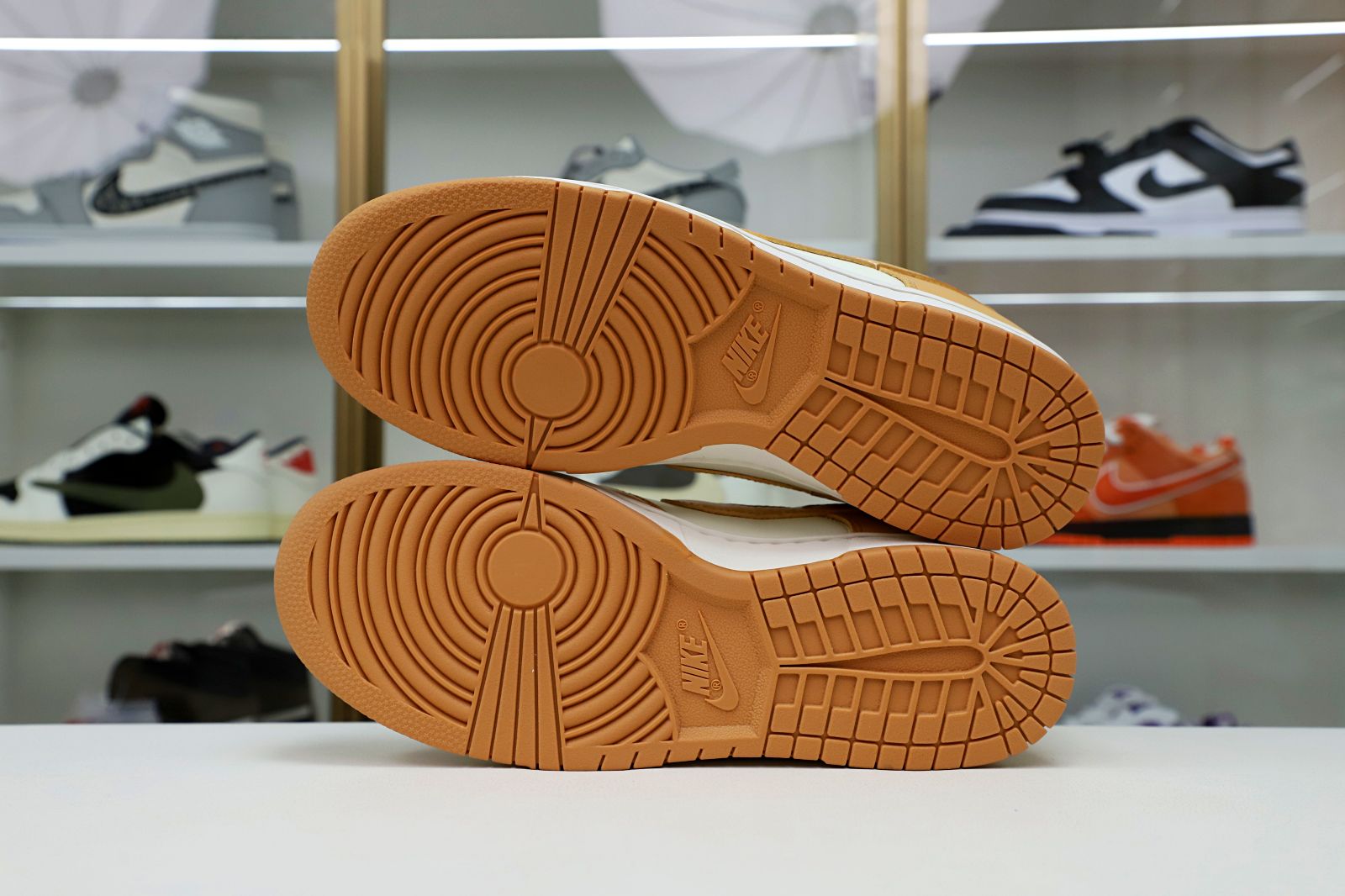 WMNS DUNK LOW 'HARVEST MOON' - finekick.vip