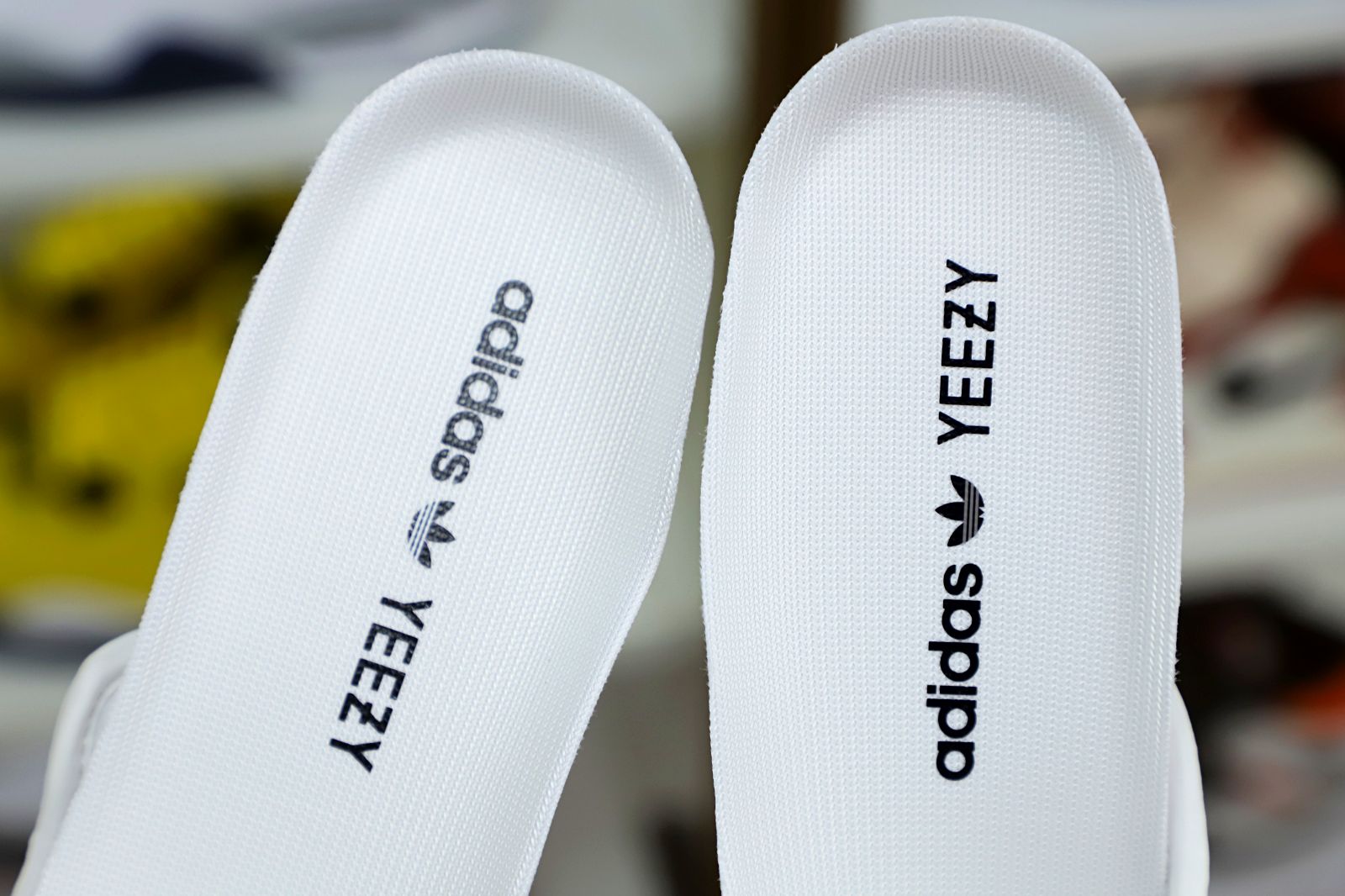 YEEZY BOOST 350 V2 'CREAM WHITE / TRIPLE WHITE' - finekick.vip