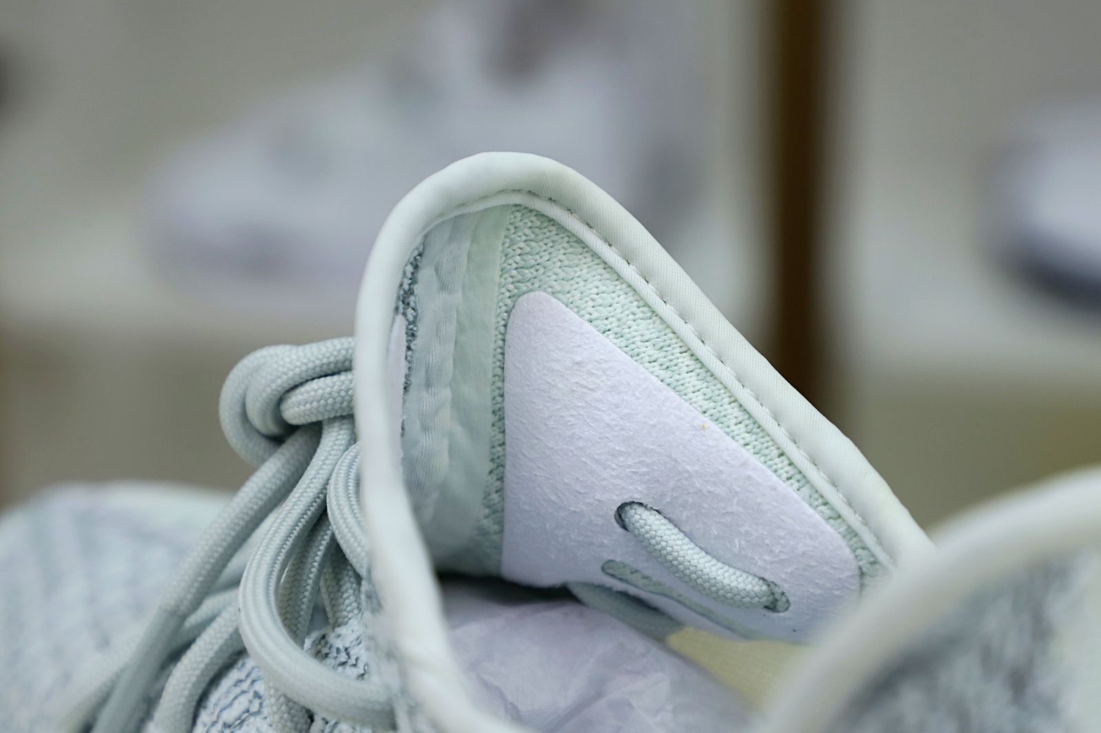 YEEZY BOOST 350 V2 'CLOUD WHITE REFLECTIVE' - finekick.vip