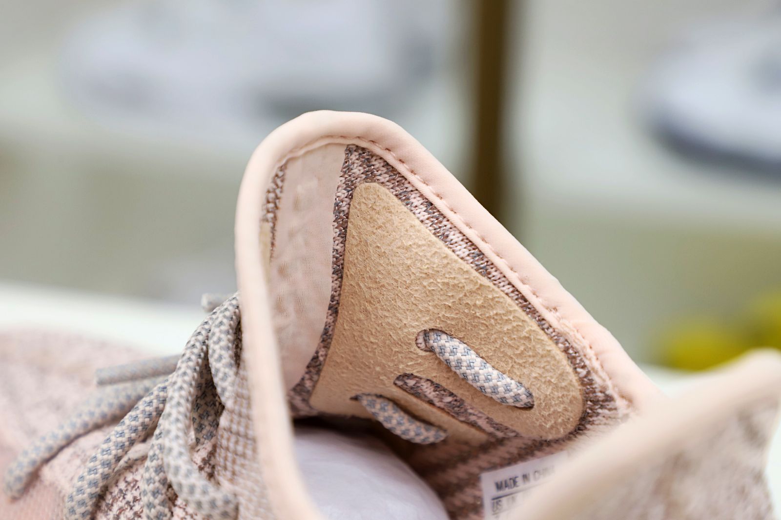 YEEZY BOOST 350 V2 'SYNTH REFLECTIVE' - finekick.vip