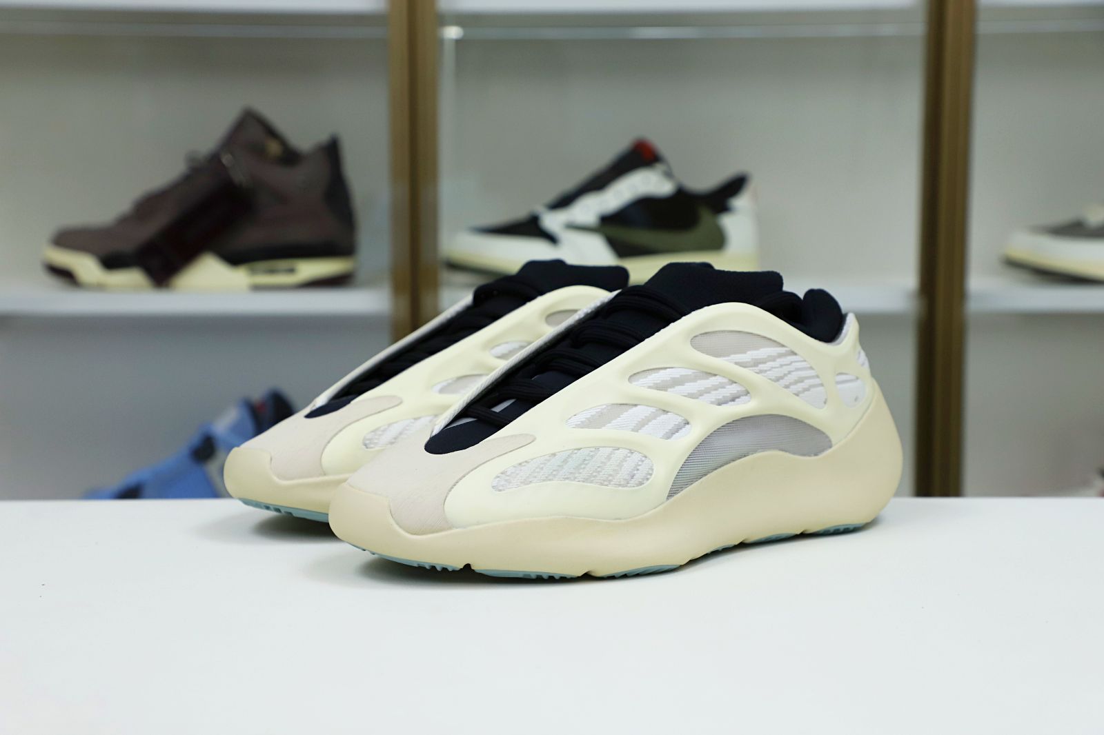 YEEZY 700 V3 'AZAEL' - finekick.vip