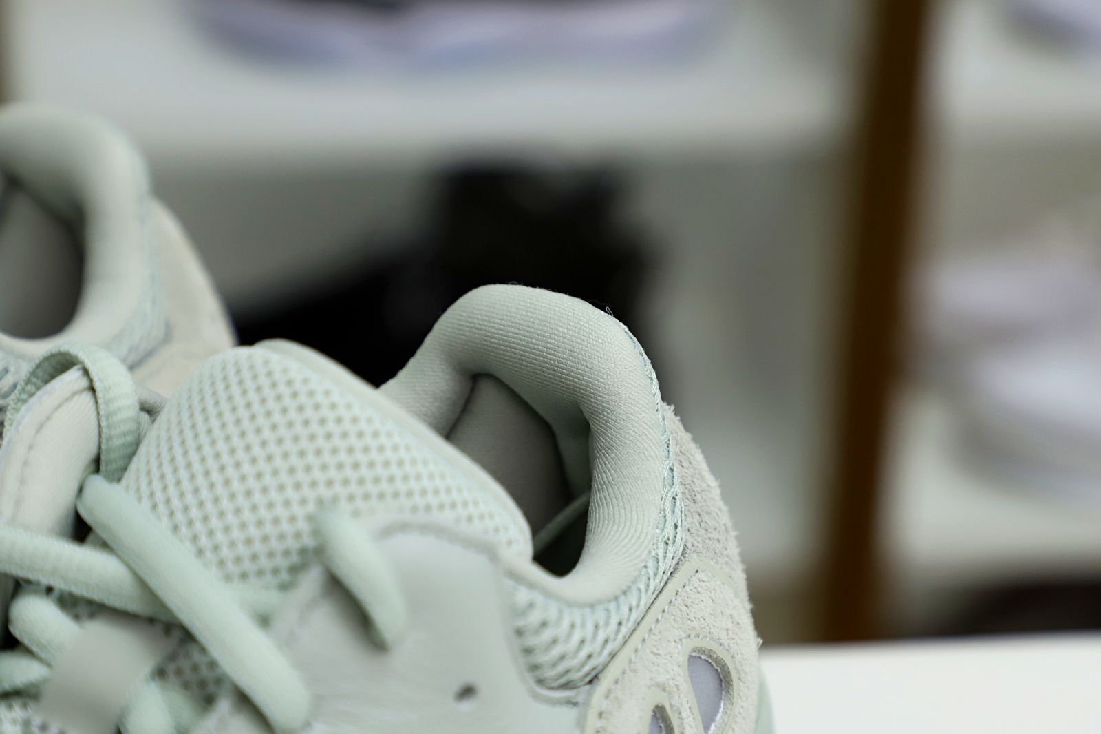 YEEZY BOOST 700 SALT - finekick.vip