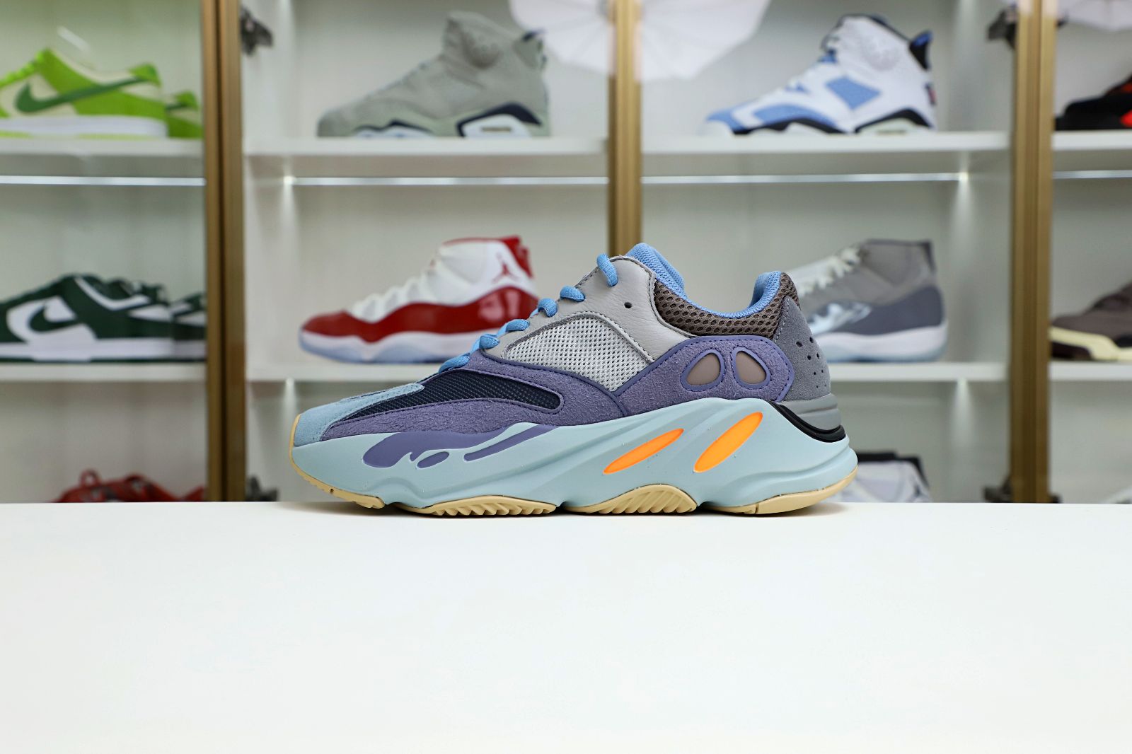 YEEZY BOOST 700 'CARBON BLUE' - finekick.vip