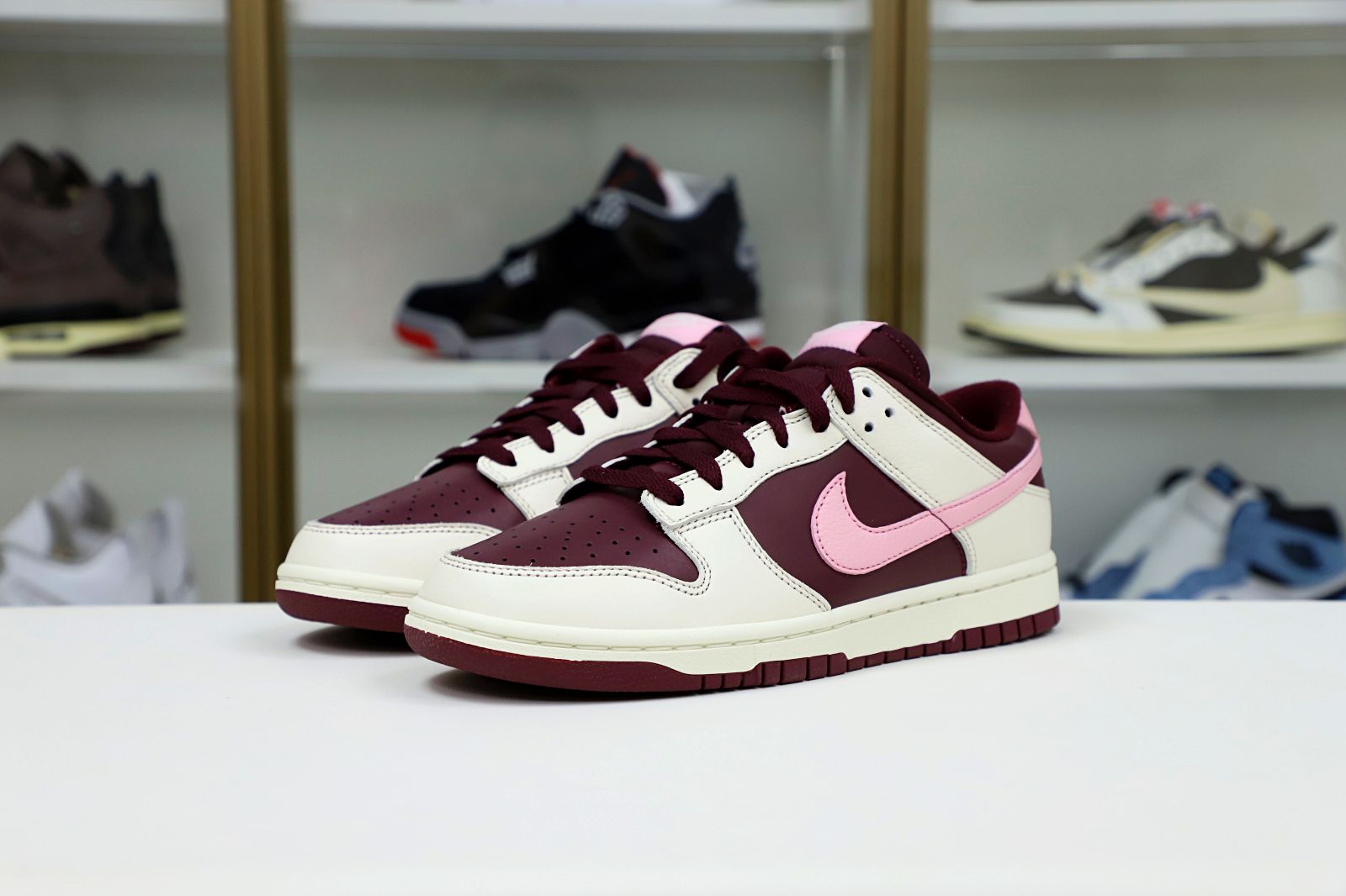 NIKE DUNK LOW VALENTINE DAY - finekick.vip