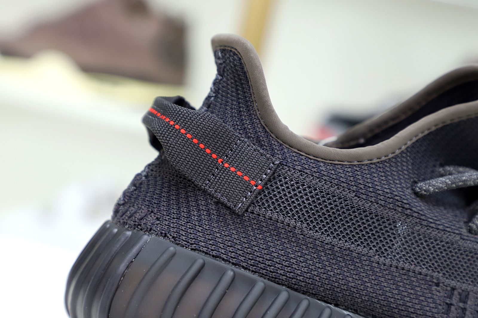 YEEZY BOOST 350 V2 'BLACK NON-REFLECTIVE' - finekick.vip
