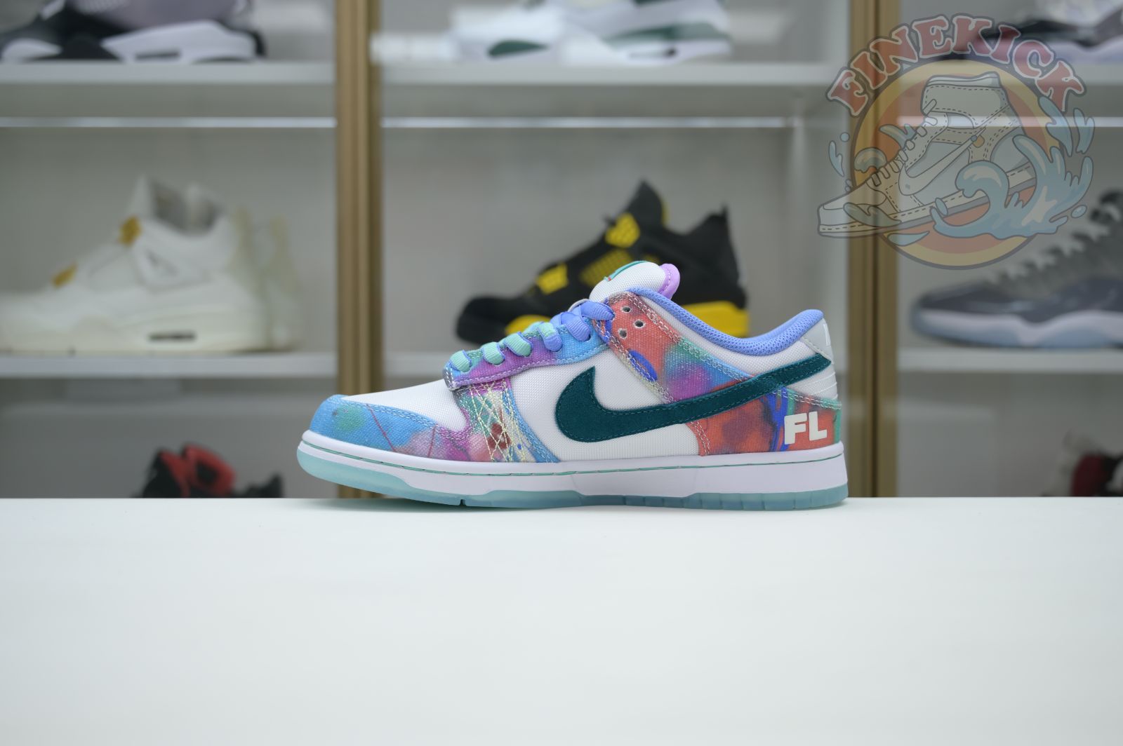 Futura Laboratories x Nike Dunk SB - finekick.vip