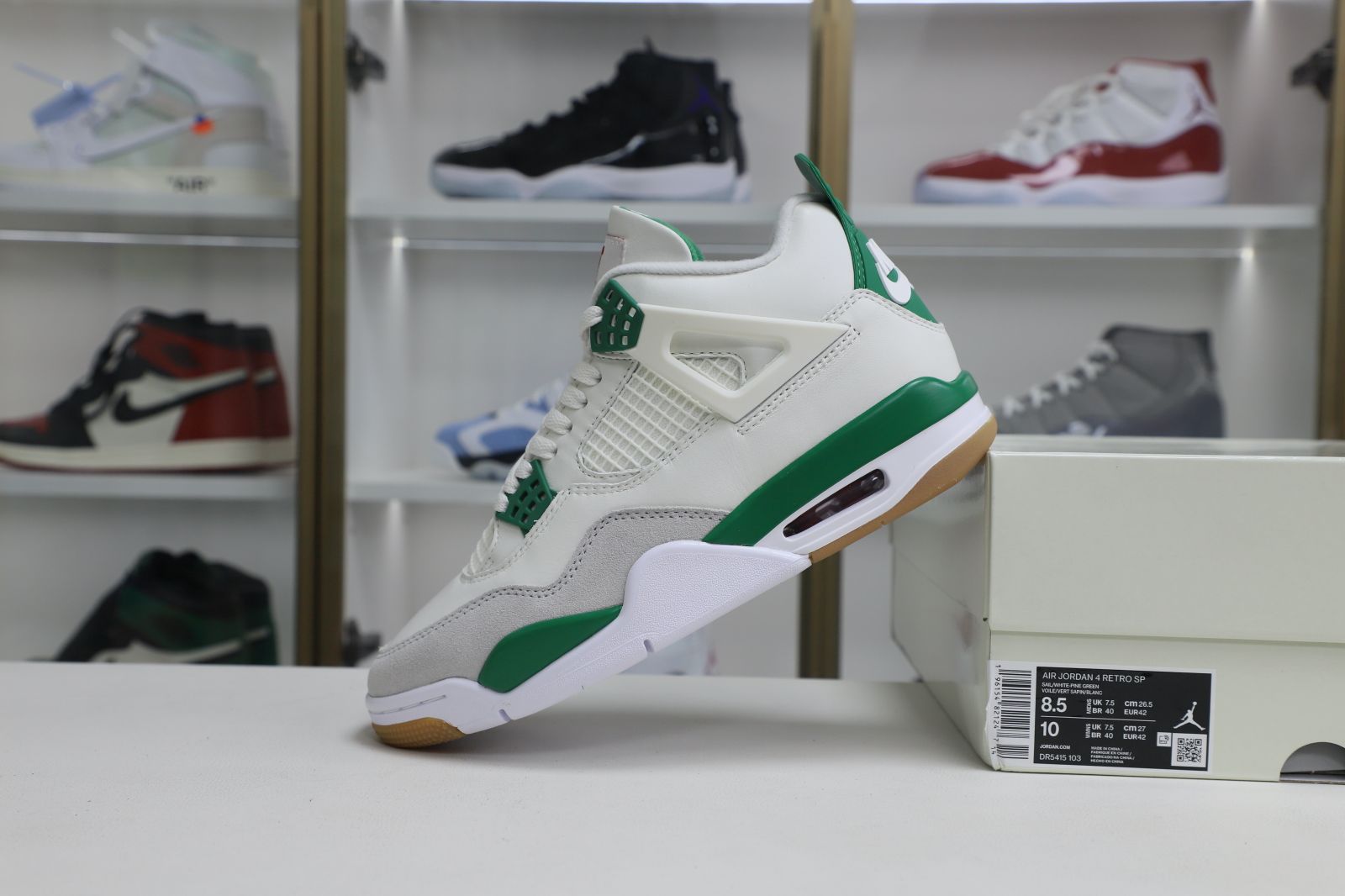 NIKE SB X AIR JORDAN 4 RETRO 'PINE GREEN' - finekick.vip