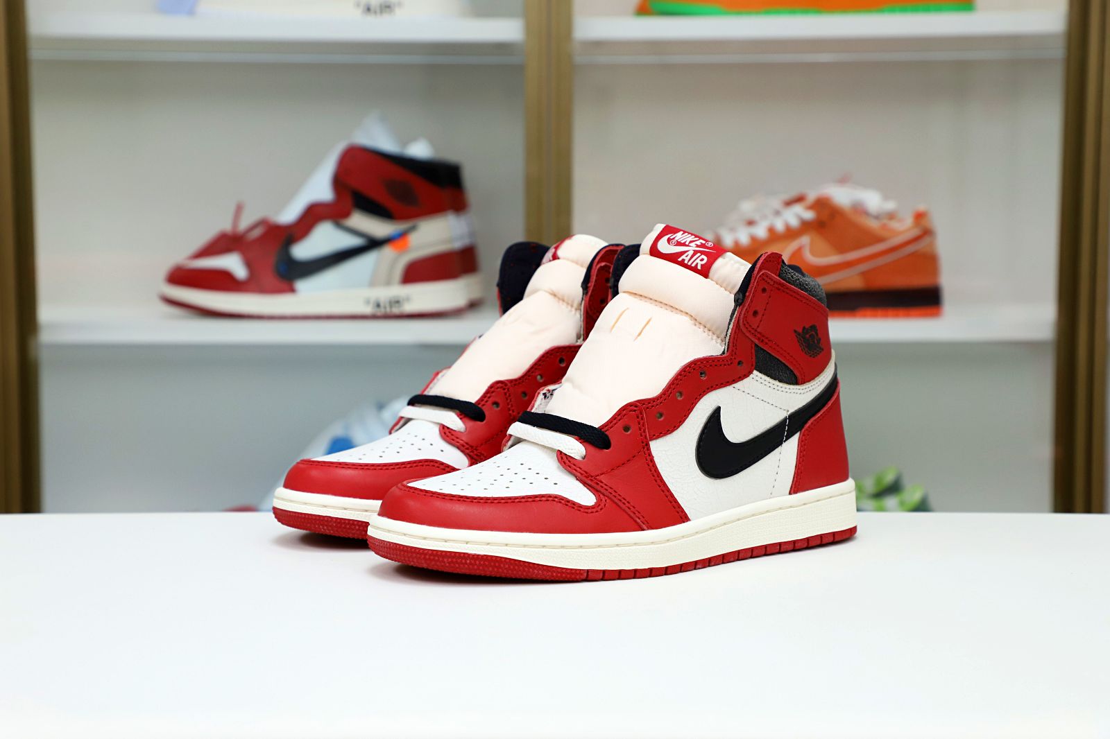 AIR JORDAN 1 REIMAGINED LOST AND FOUND “CHICAGO” 2022 - finekick.vip