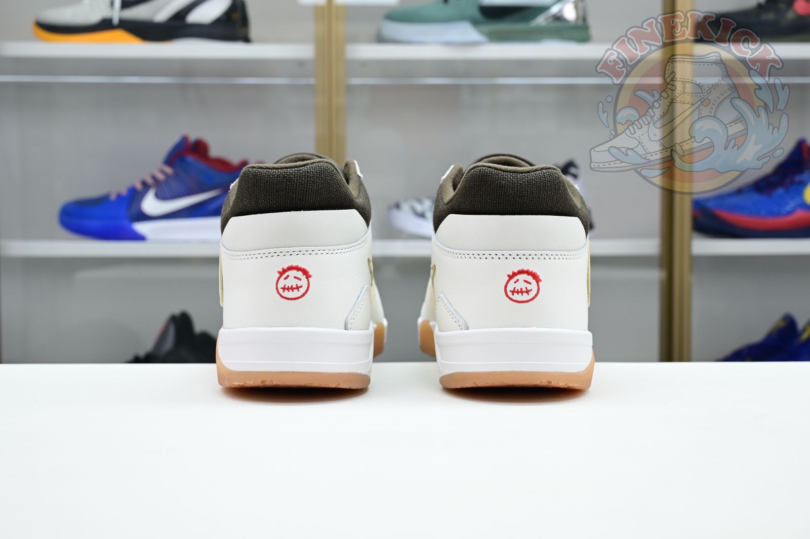 Travis Scott x Jordan Executive The Check - finekick.vip