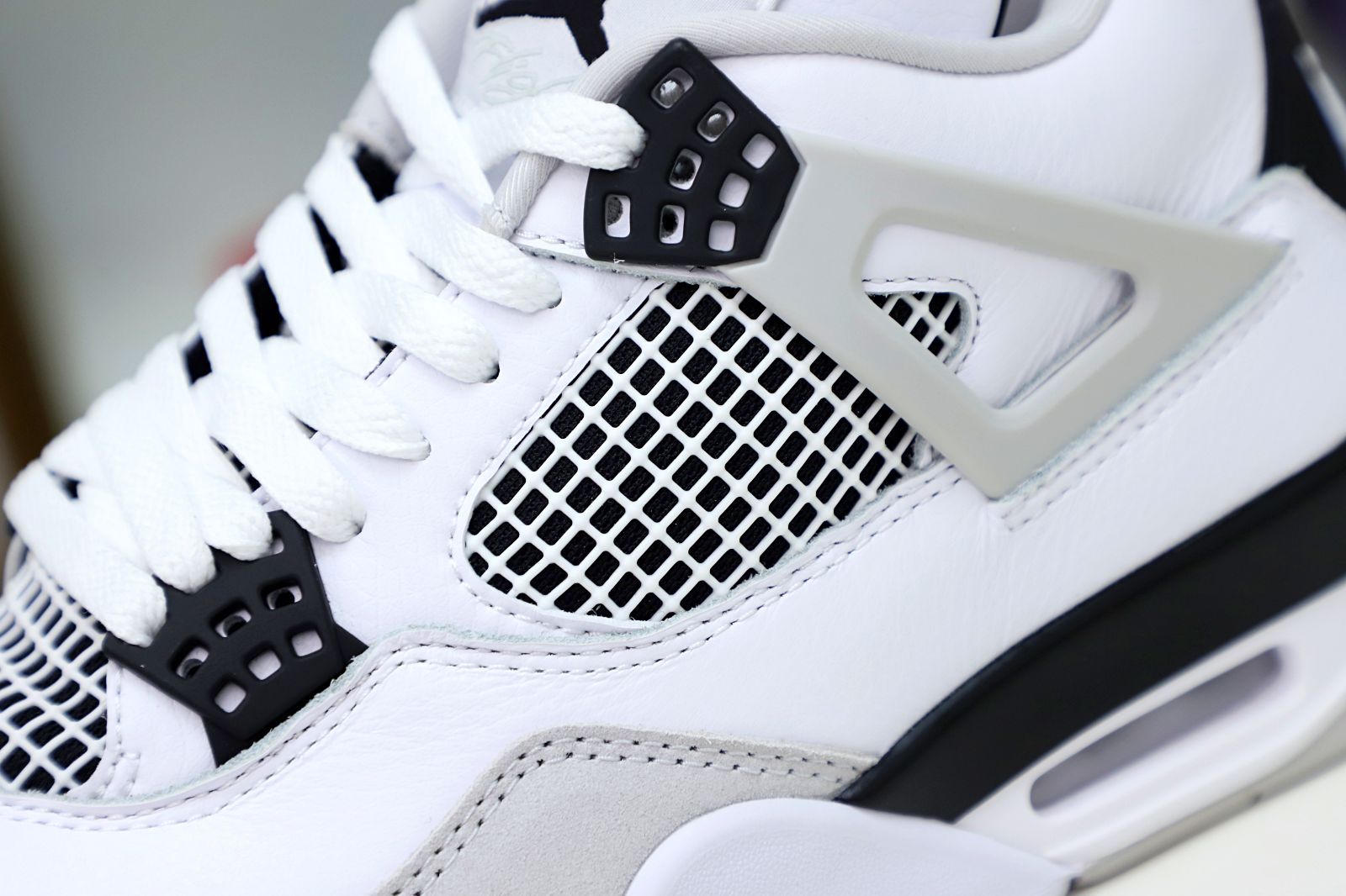 AIR JORDAN 4 MILITARY BLACK - finekick.vip