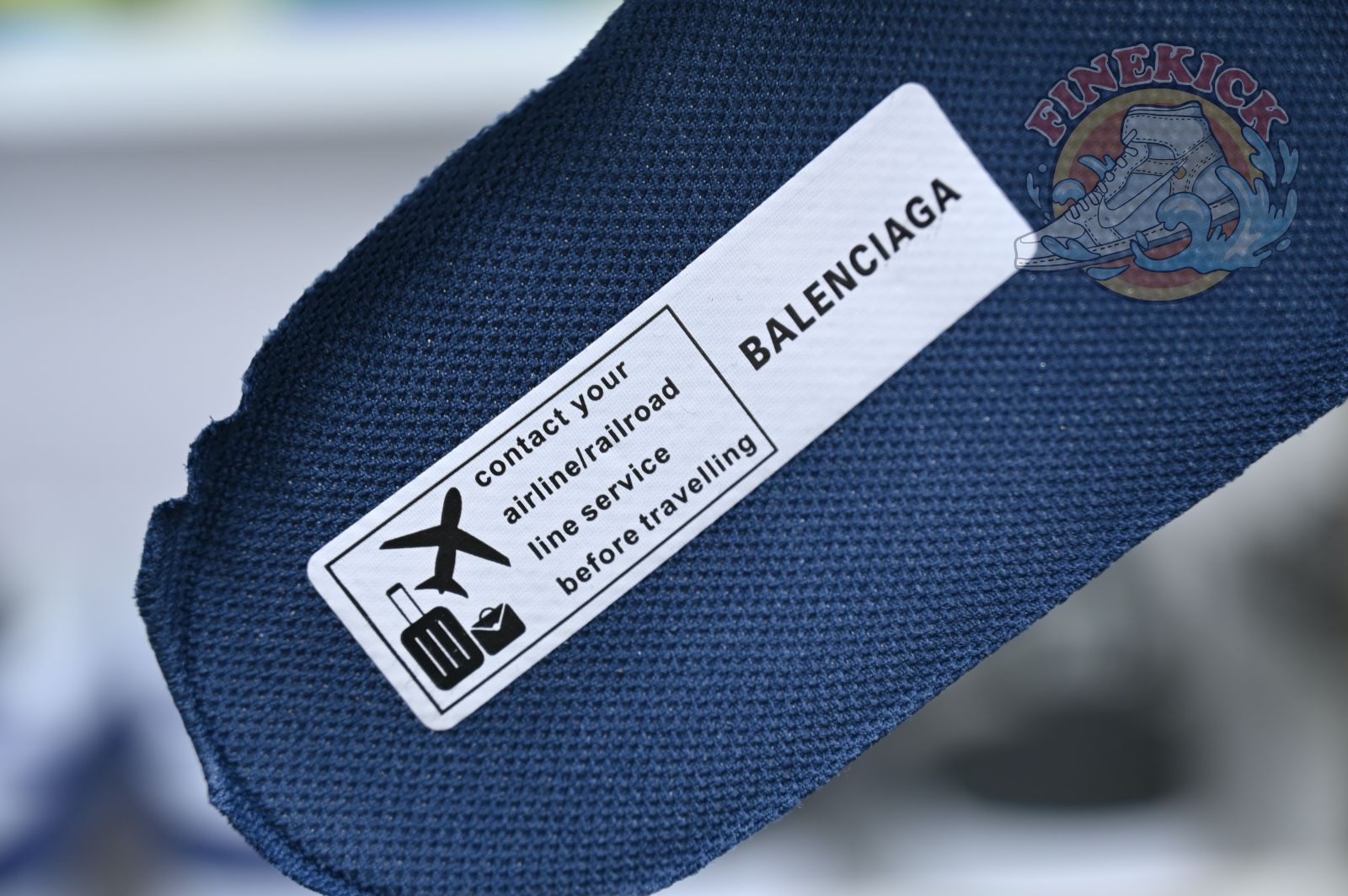 Balenciaga BLGA  Track(LED) - finekick.vip