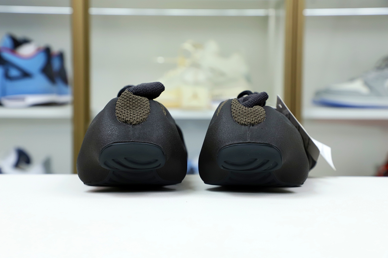YEEZY 450 'DARK SLATE' - finekick.vip