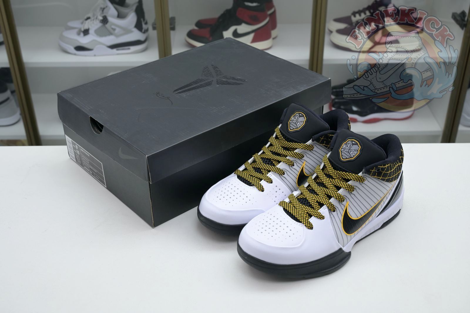 Nike Zoom Kobe 4 Protro