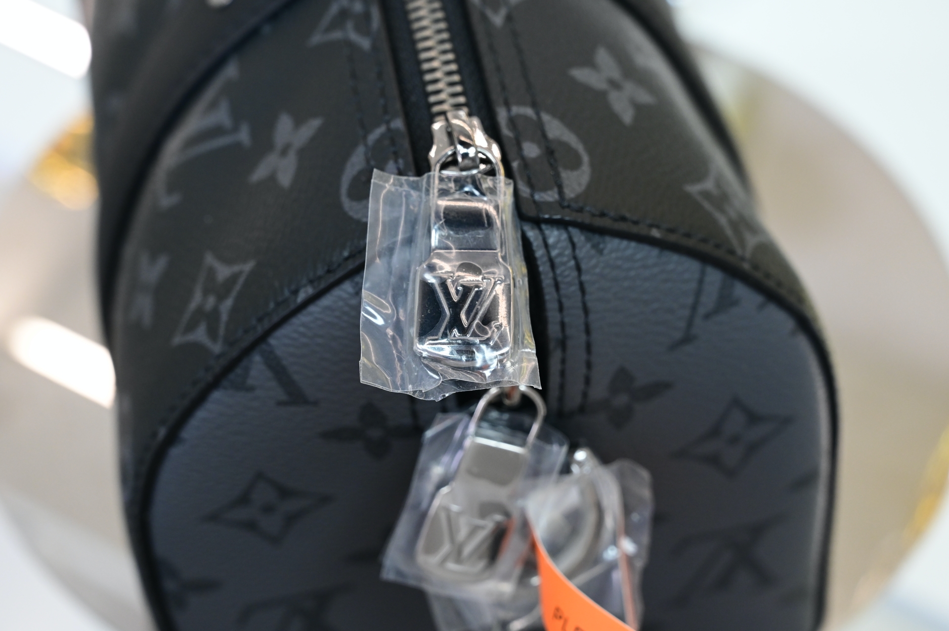 LOUIS VUITTON - finekick.vip