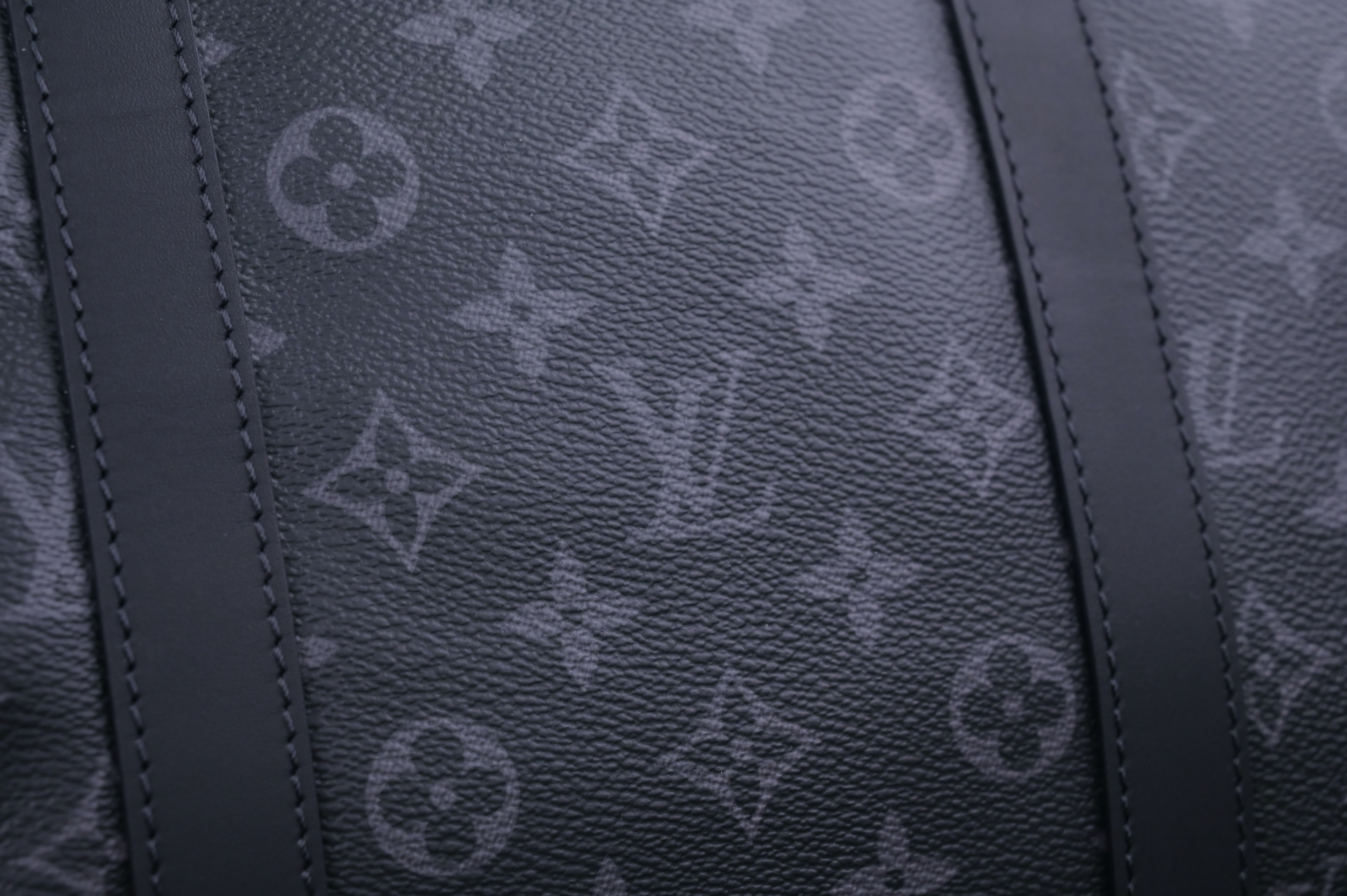 LOUIS VUITTON - finekick.vip