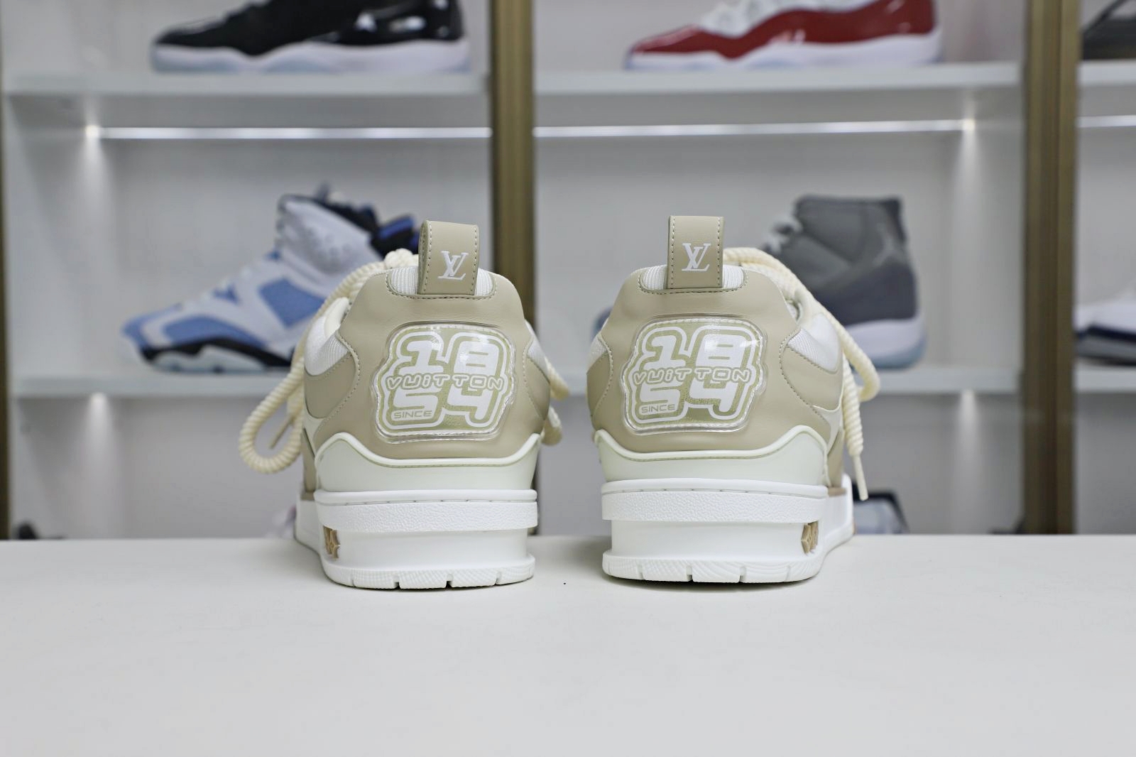 L/V  Trainer - finekick.vip