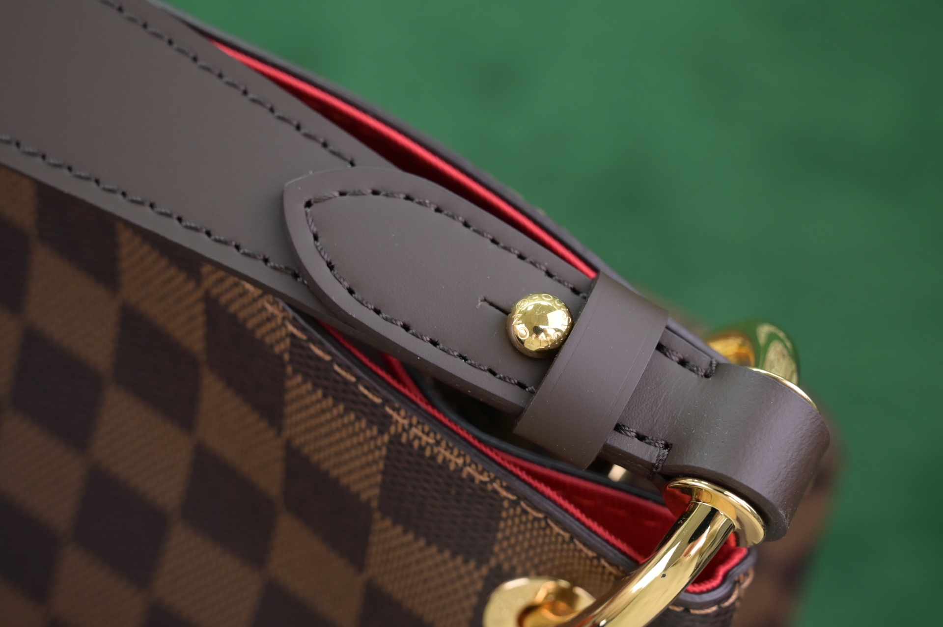 LOUIS VUITTON - finekick.vip