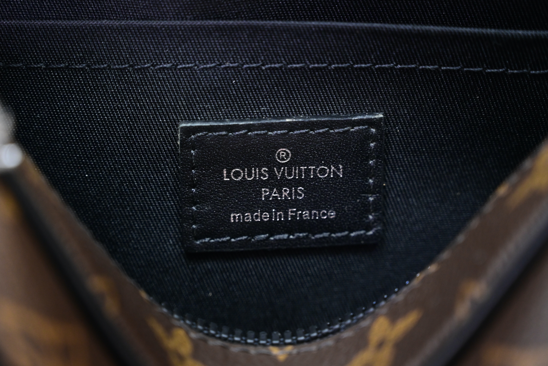 LOUIS VUITTON - finekick.vip
