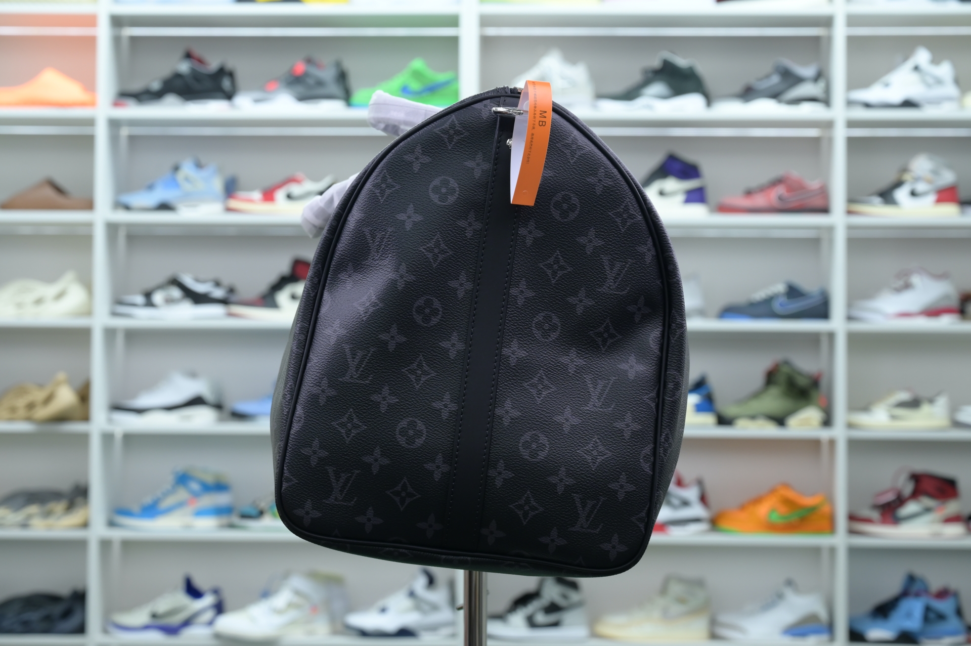 LOUIS VUITTON - finekick.vip