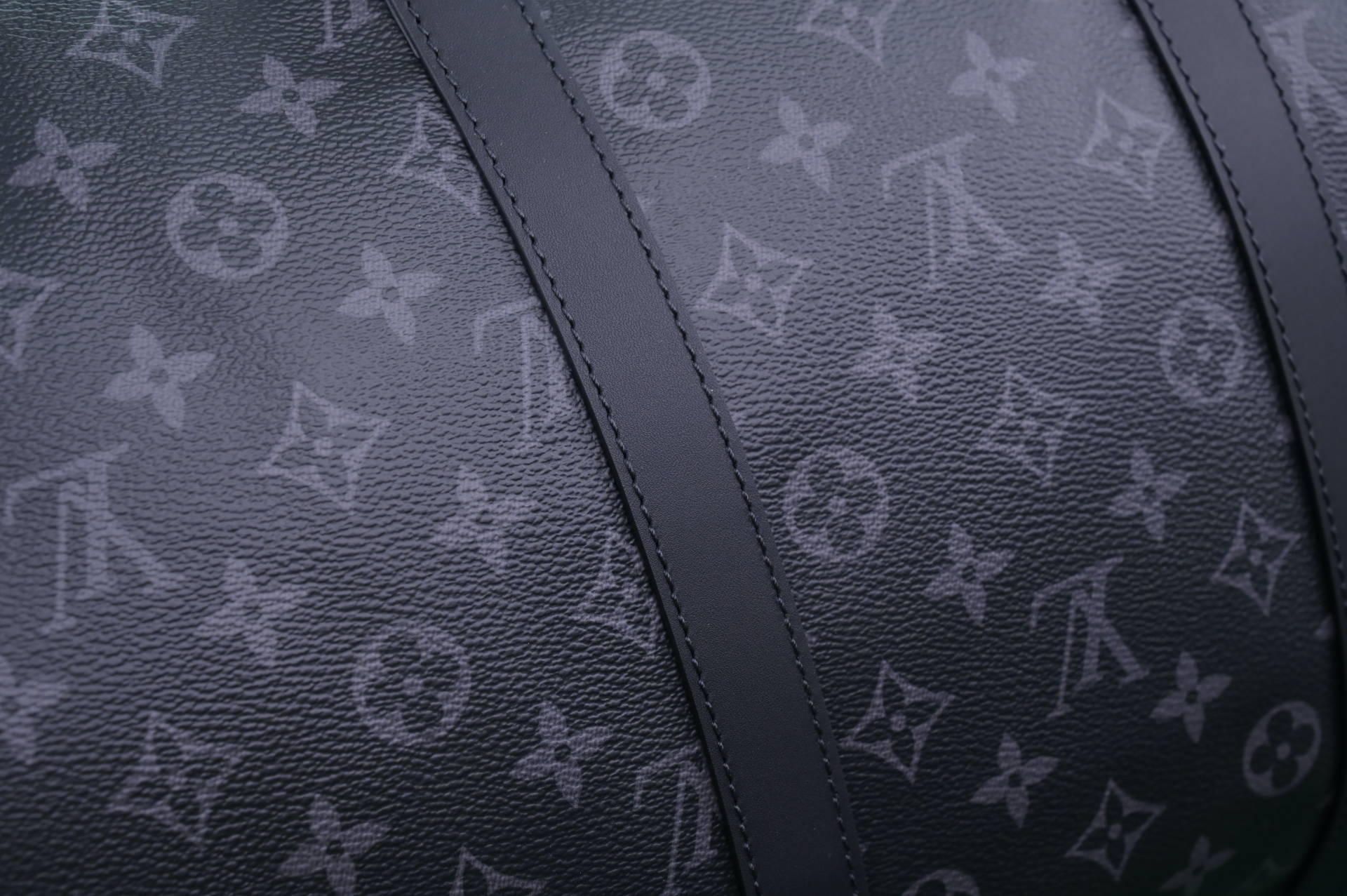 LOUIS VUITTON - finekick.vip