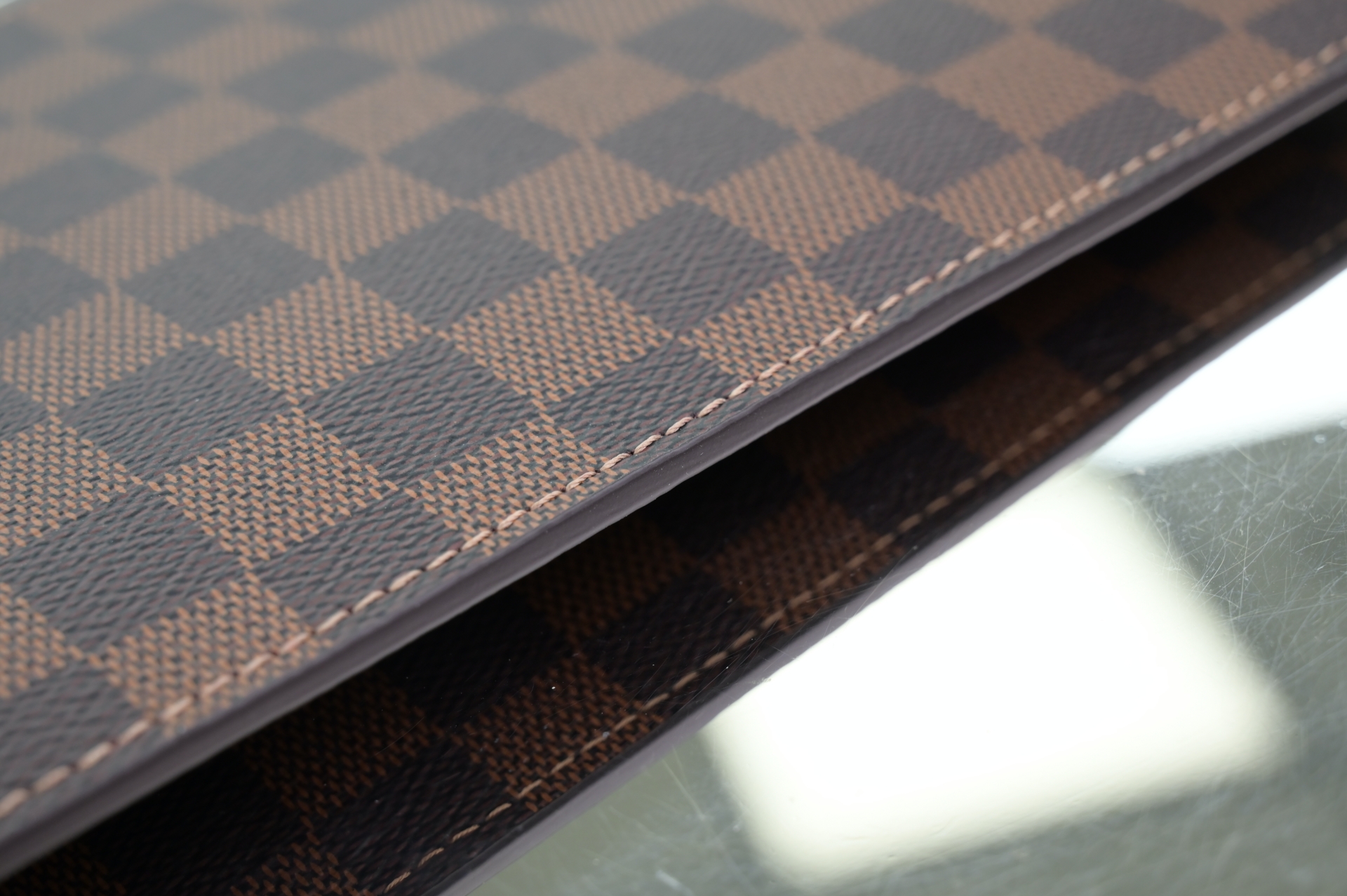 LOUIS VUITTON - finekick.vip