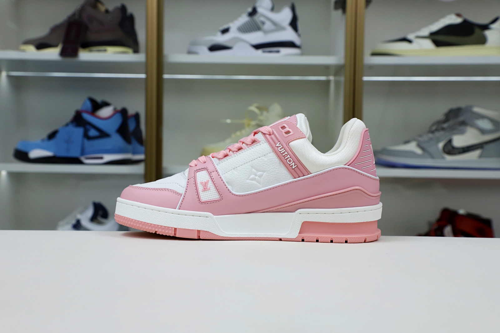 L/V  Trainer - finekick.vip