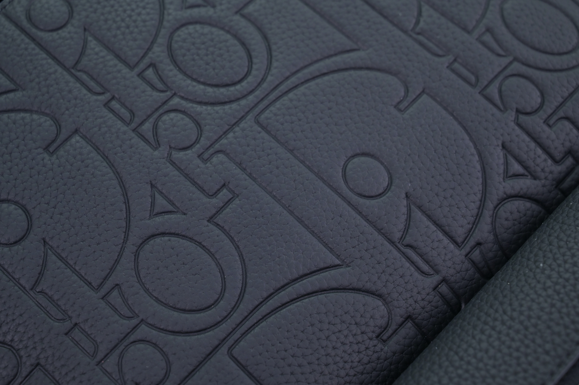 DIOR - finekick.vip