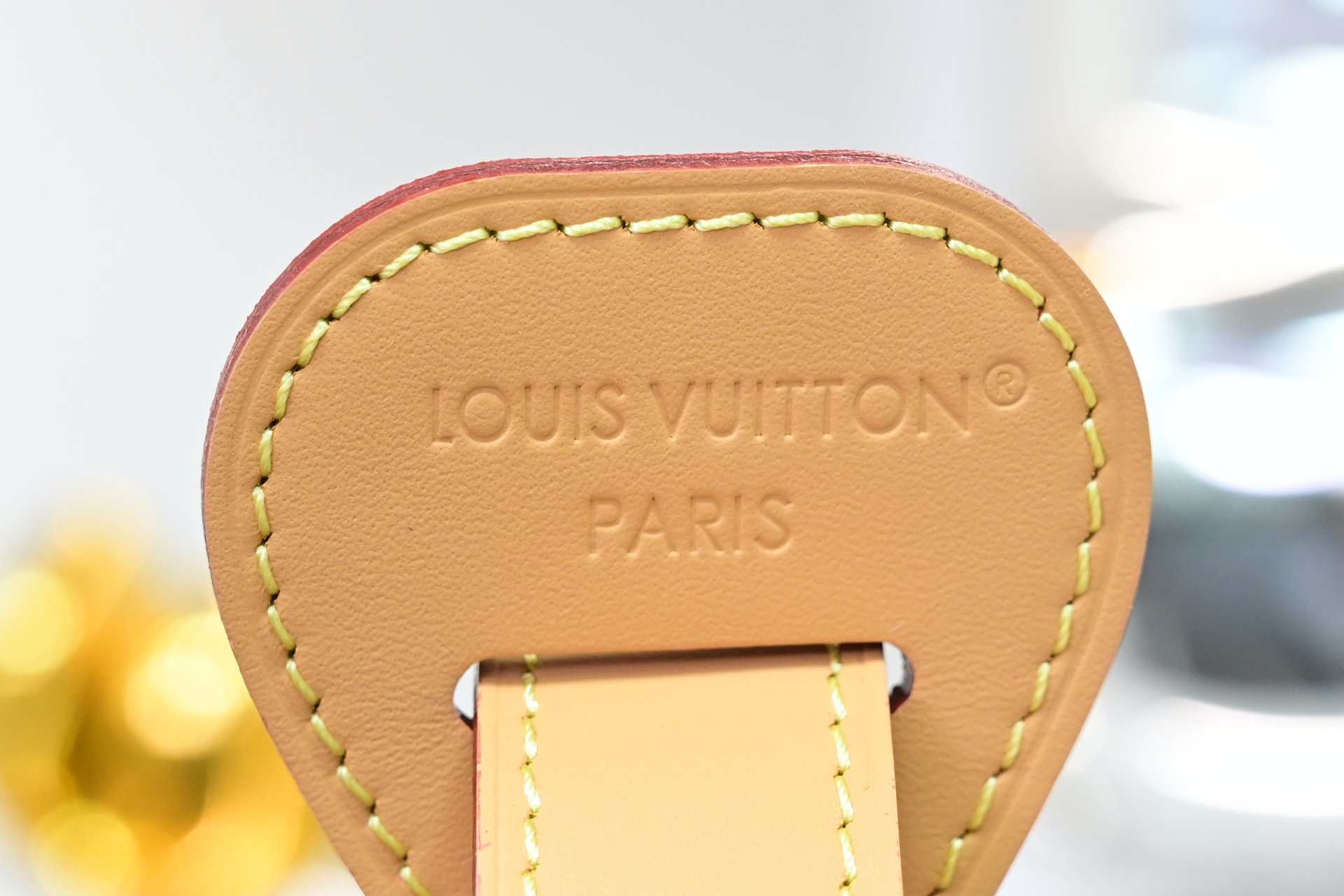 LOUIS VUITTON - finekick.vip