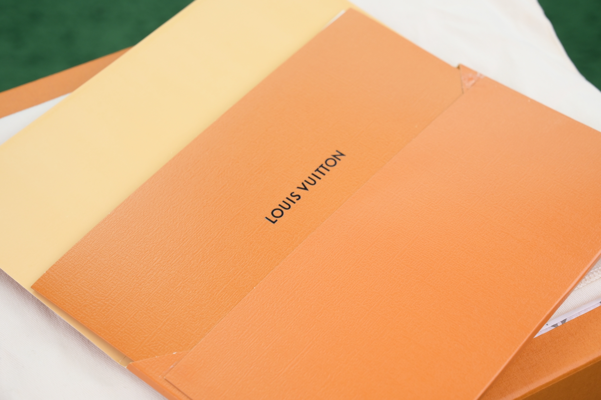LOUIS VUITTON - finekick.vip