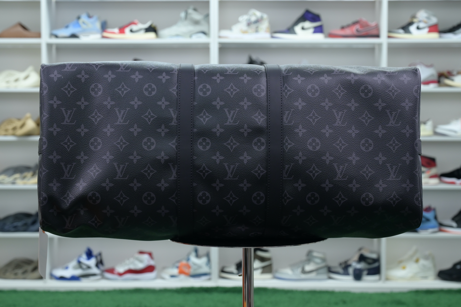 LOUIS VUITTON - finekick.vip