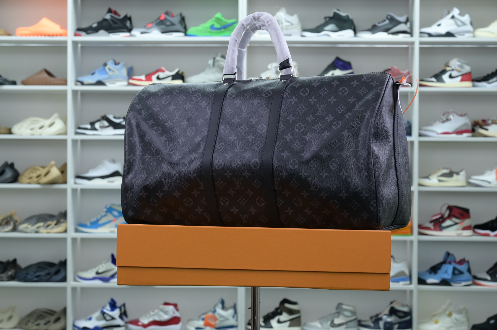 LOUIS VUITTON - finekick.vip