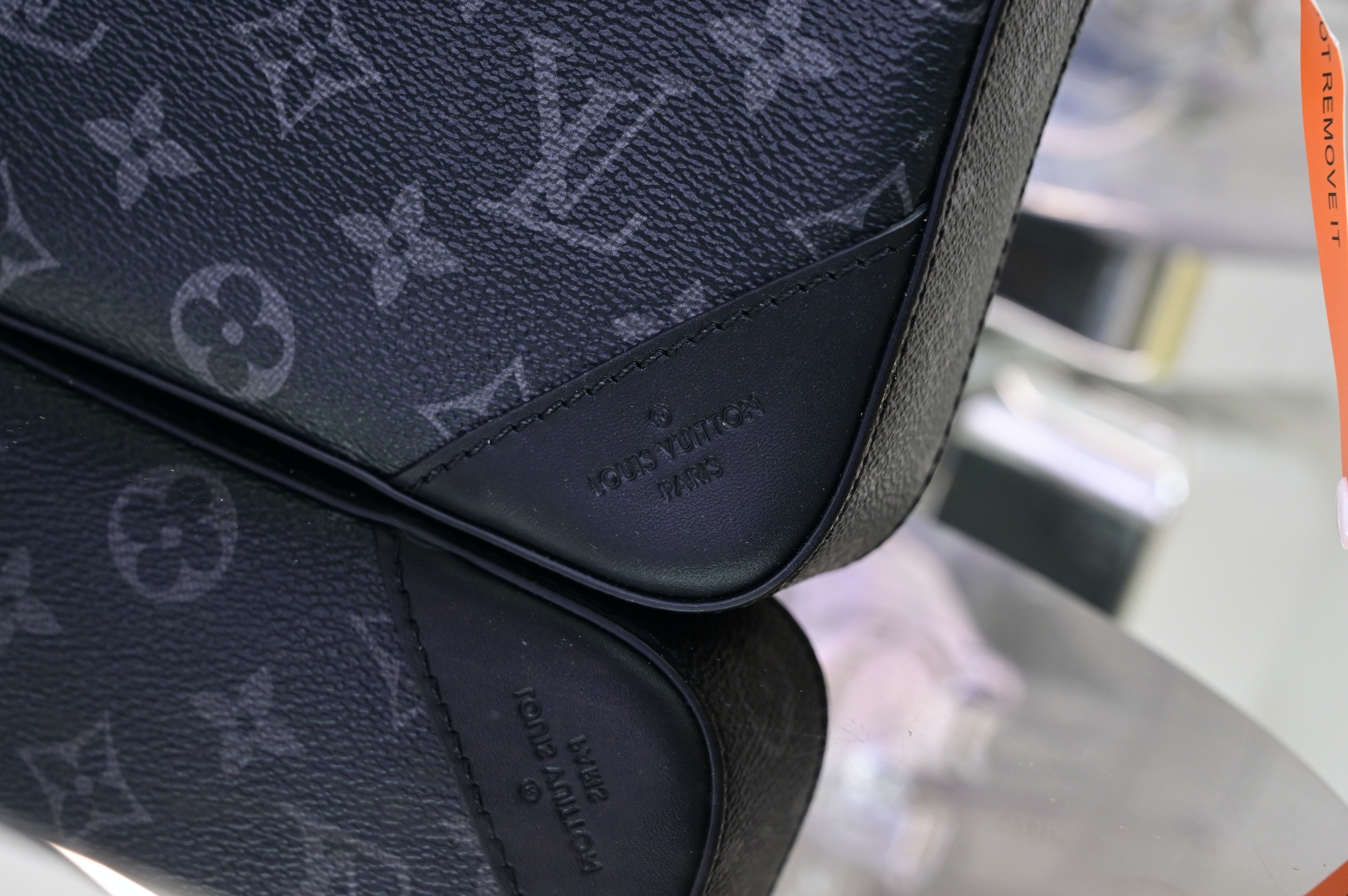 LOUIS VUITTON - finekick.vip