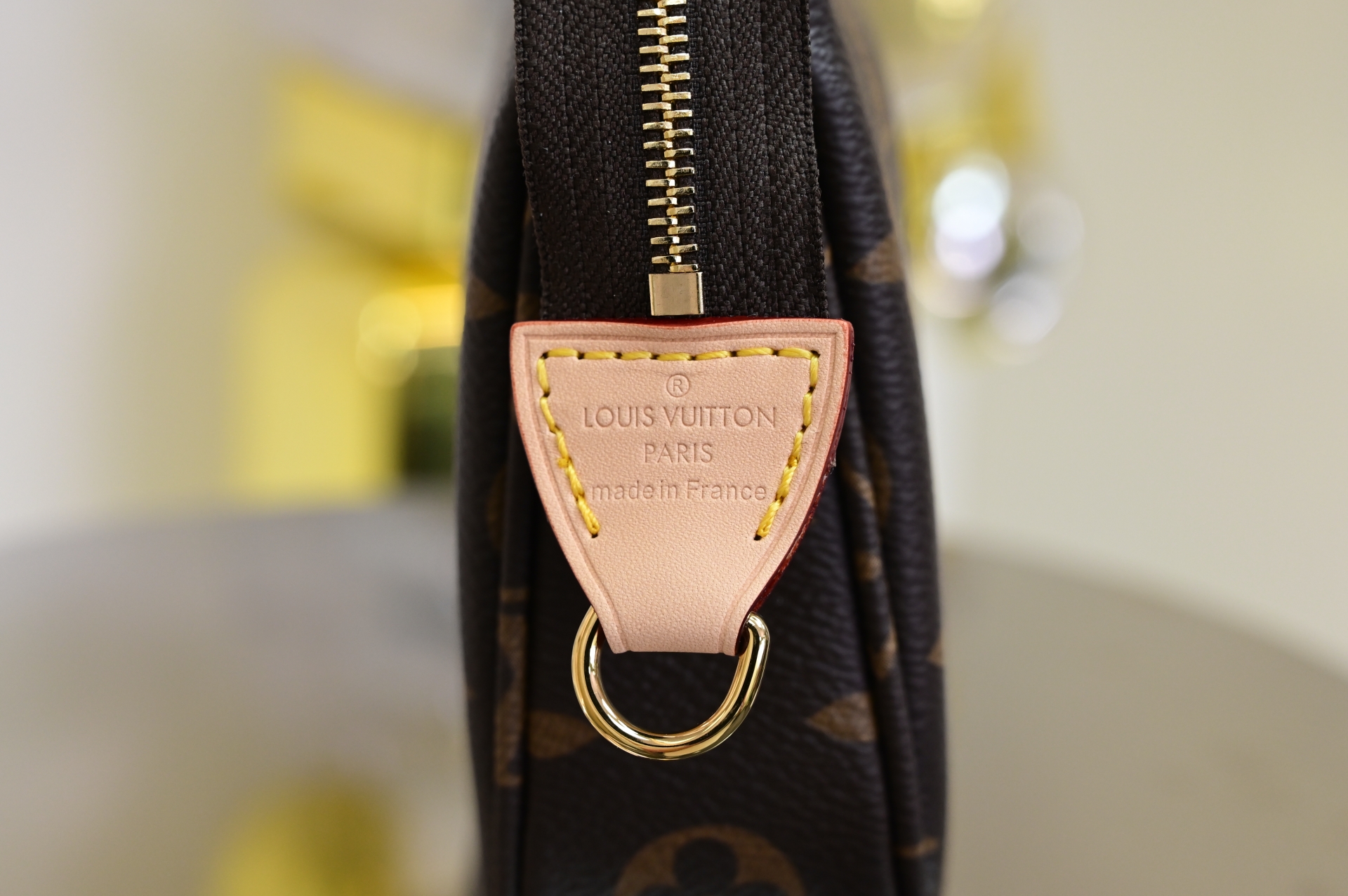 LOUIS VUITTON - finekick.vip