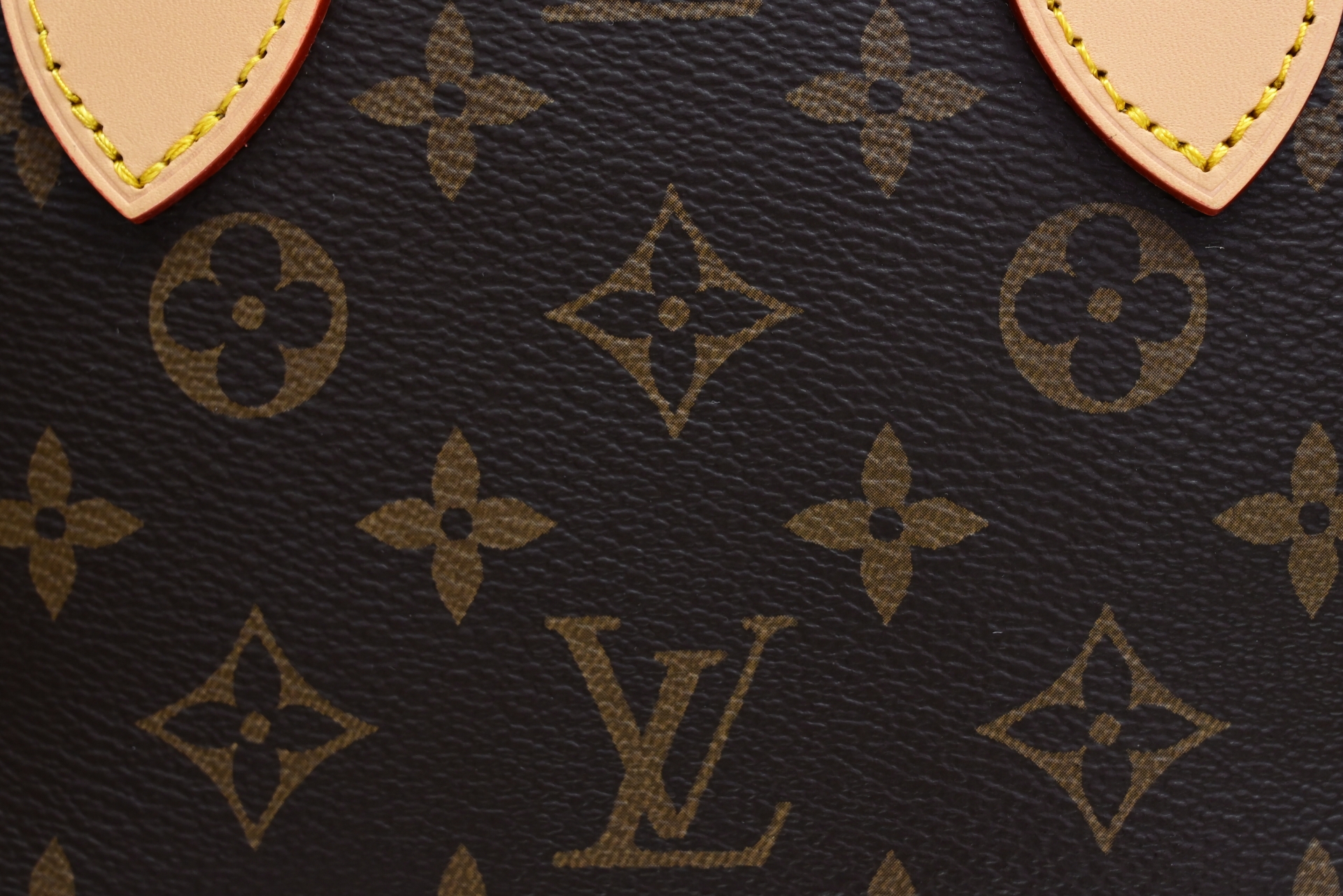 LOUIS VUITTON - finekick.vip