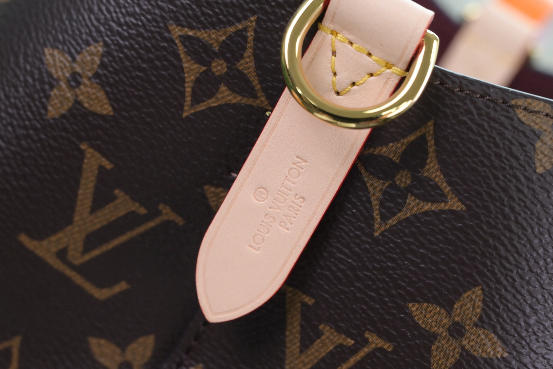 LOUIS VUITTON - finekick.vip