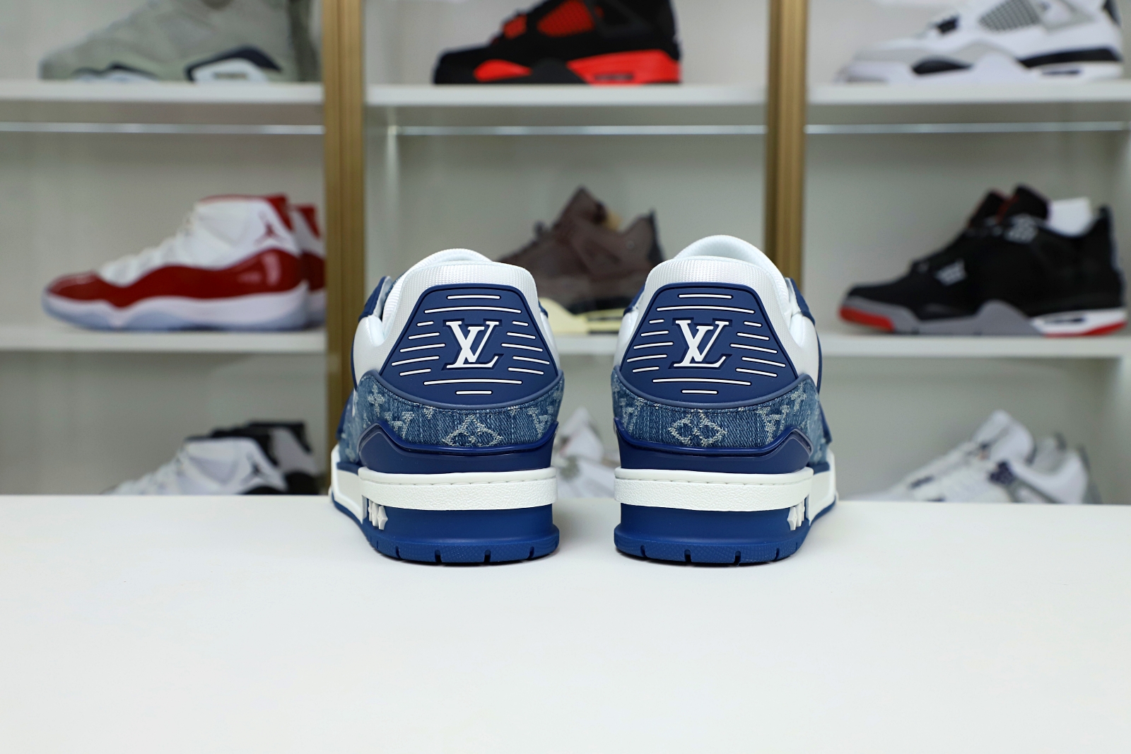 L/V  Trainer - finekick.vip