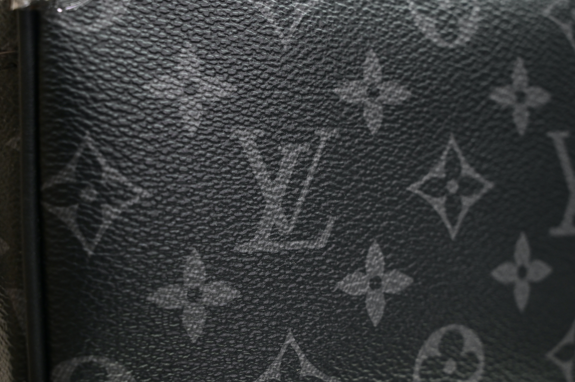 LOUIS VUITTON - finekick.vip