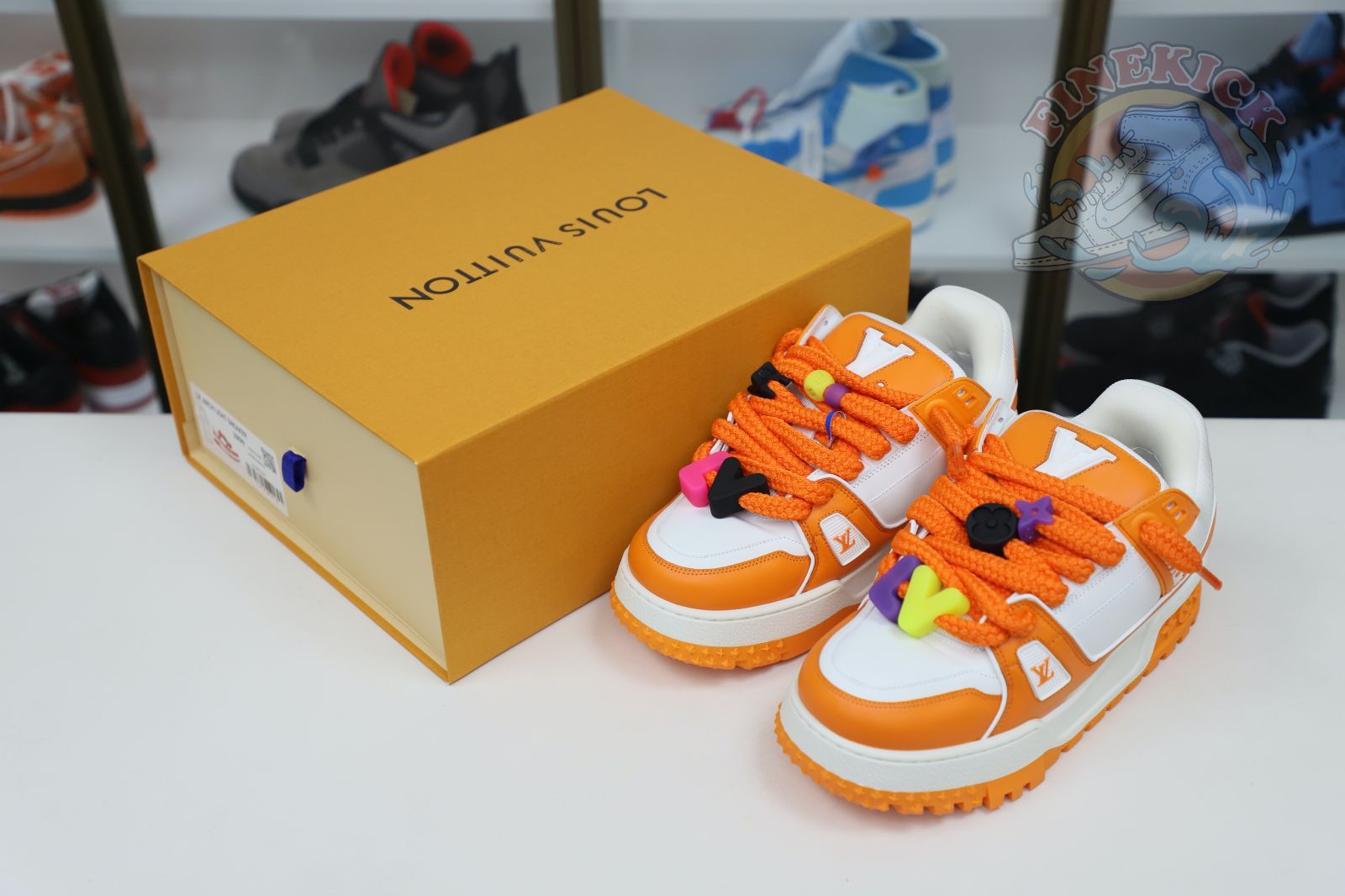 L/V  Trainer - finekick.vip