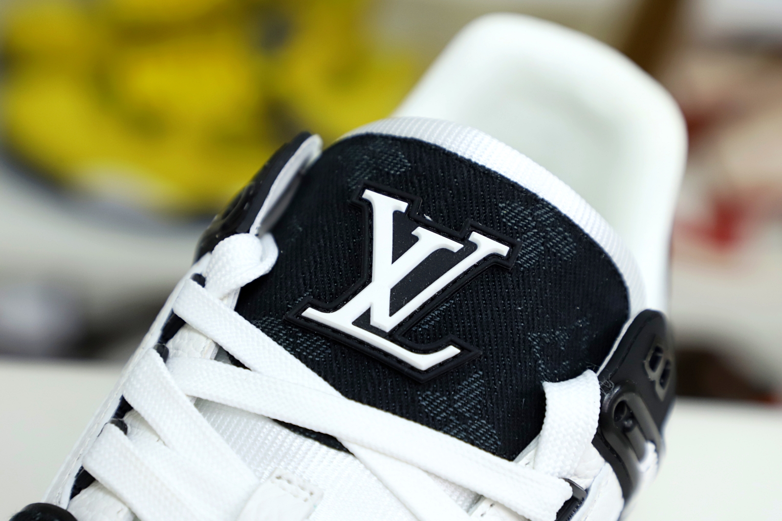 L/V  Trainer - finekick.vip